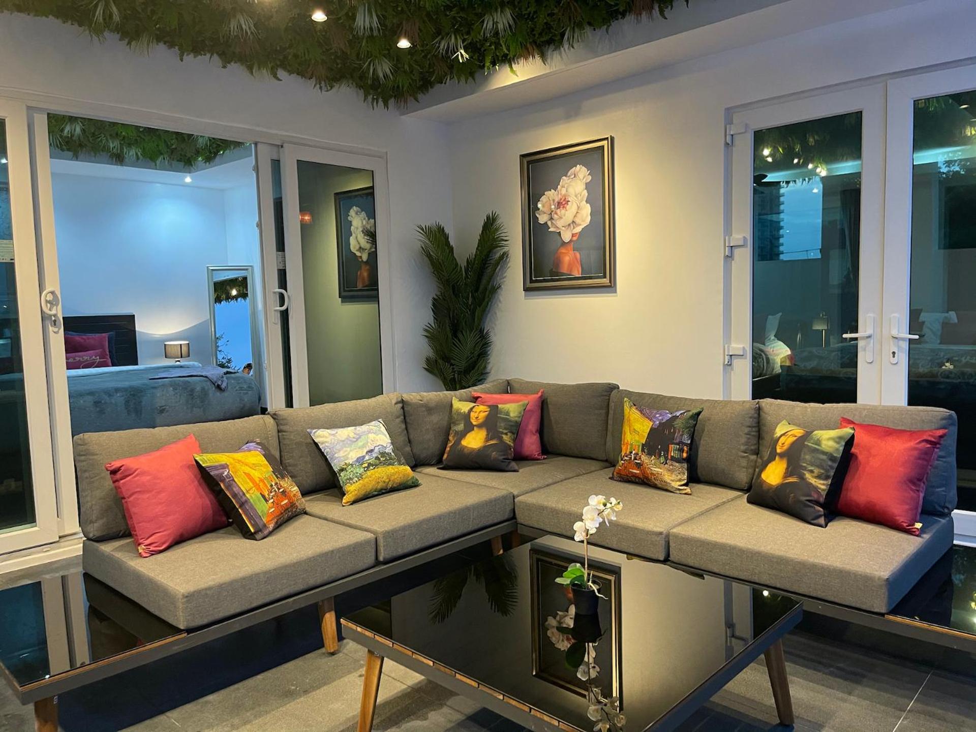 Villa with Private Pool photo 3