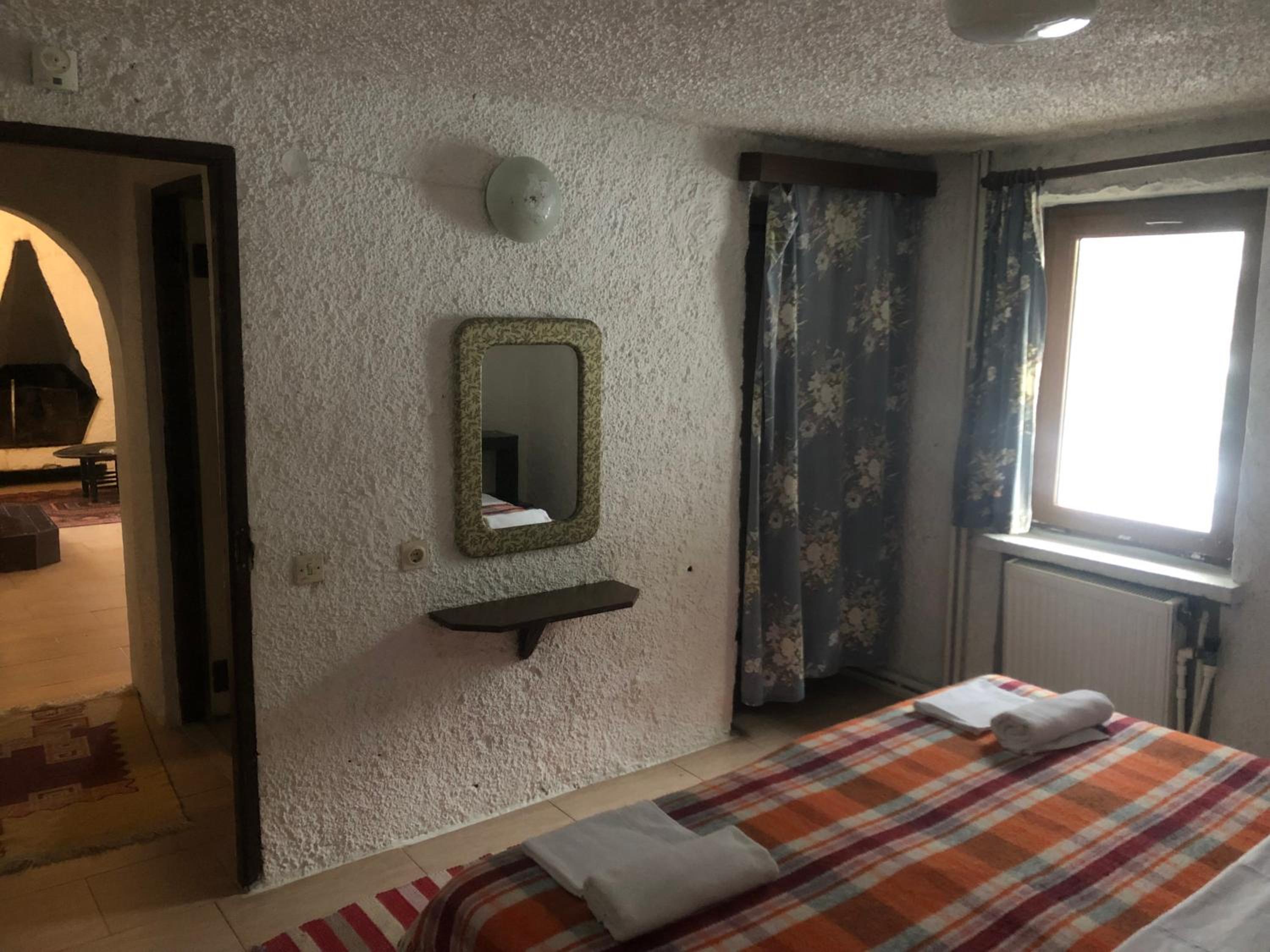Quadruple Room - Photo 30