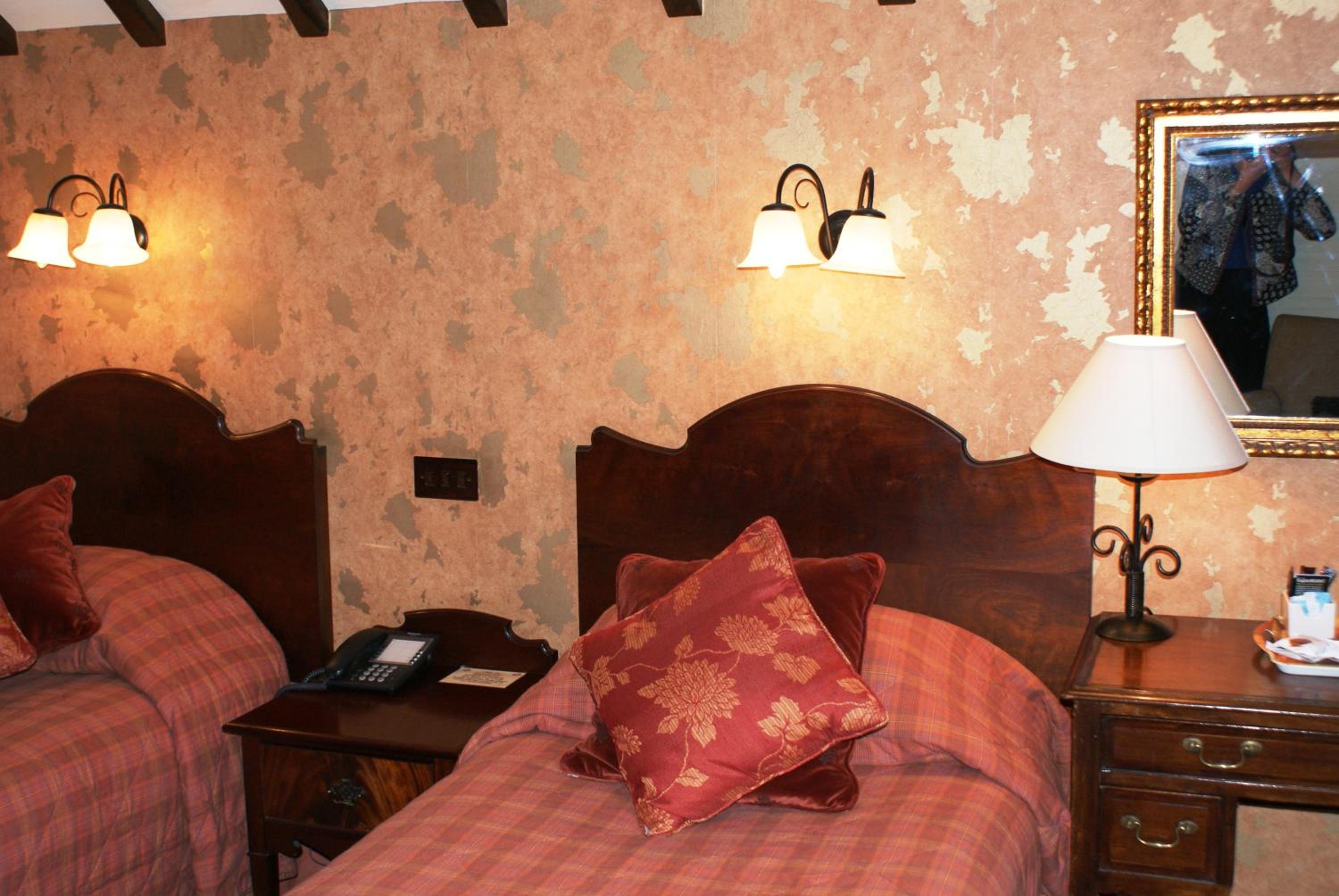 Twin Room - Photo 5