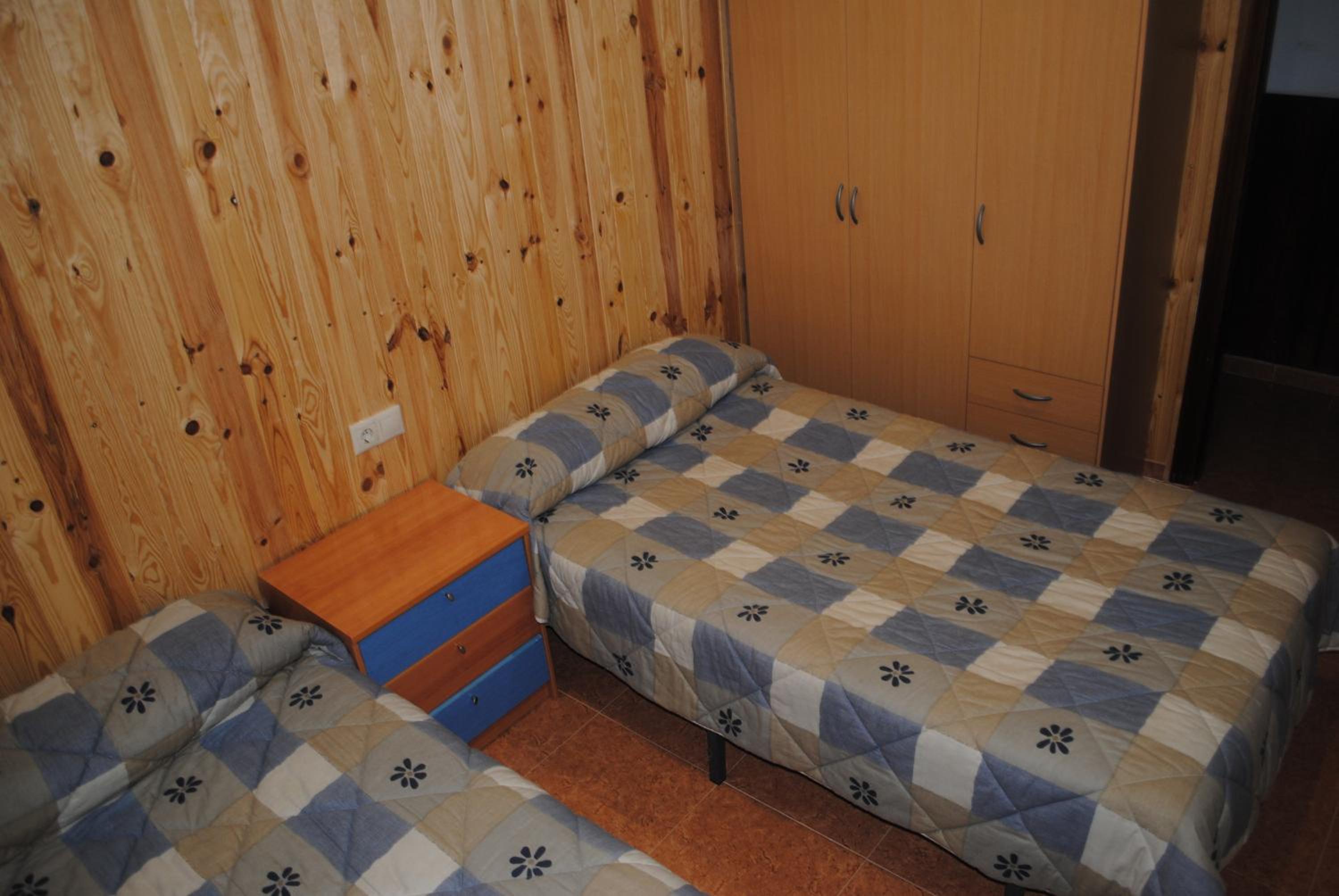 Four-Bedroom House - Photo 2