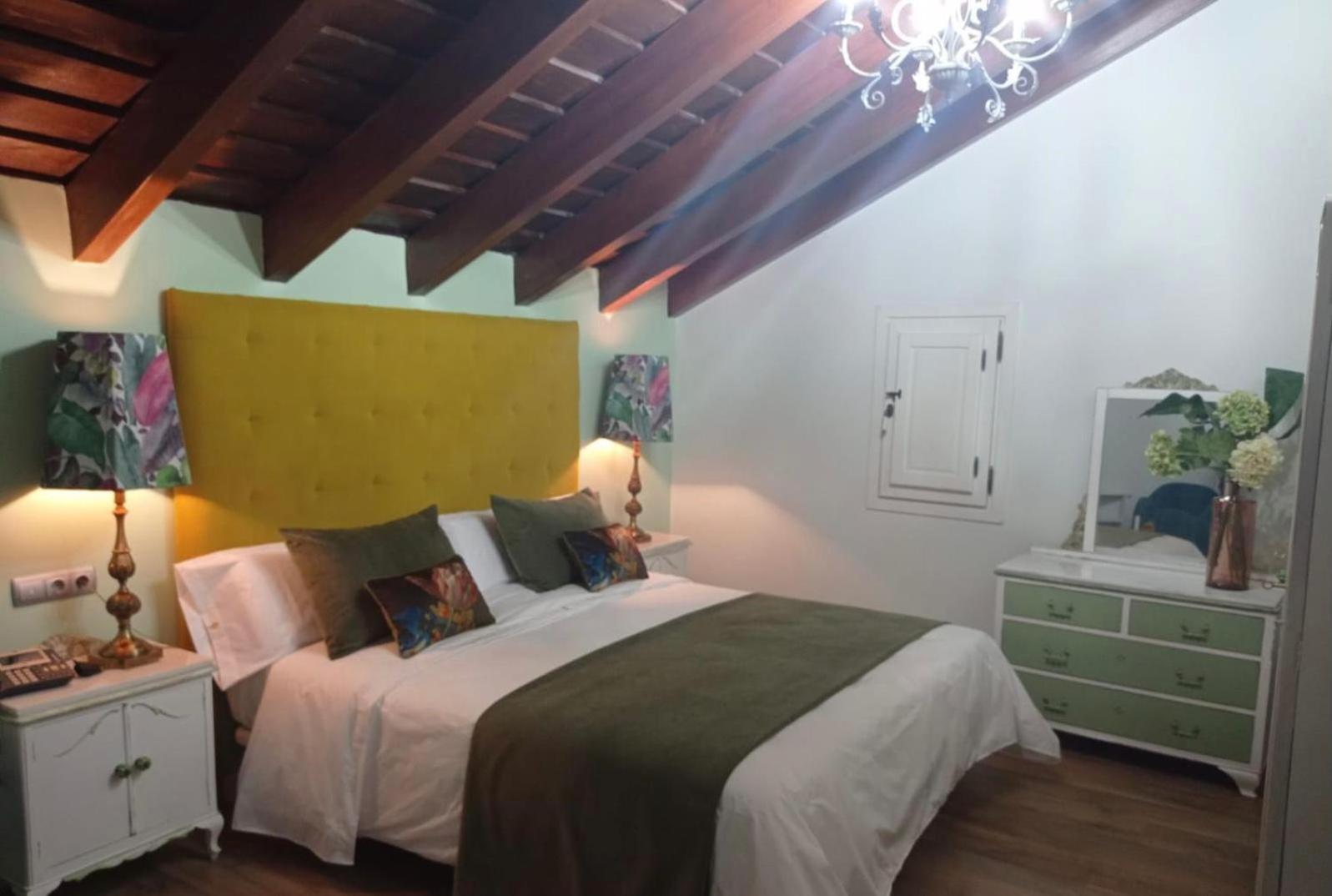 Double Room - Photo 1
