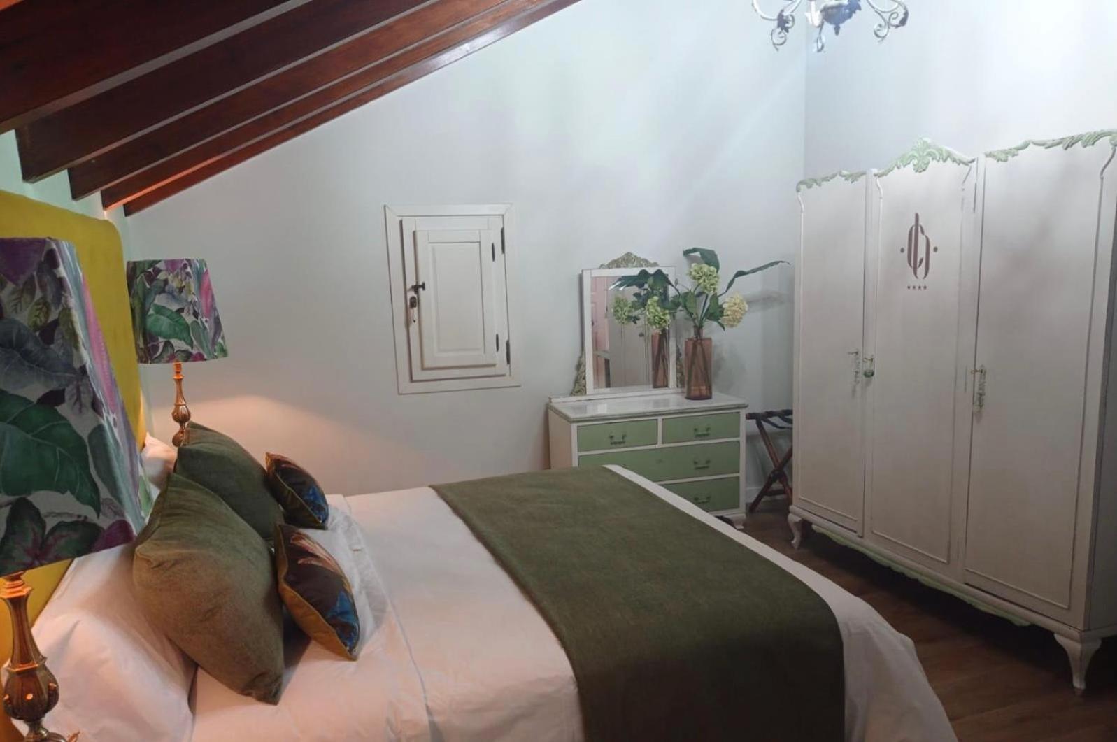 Double Room - Photo 4