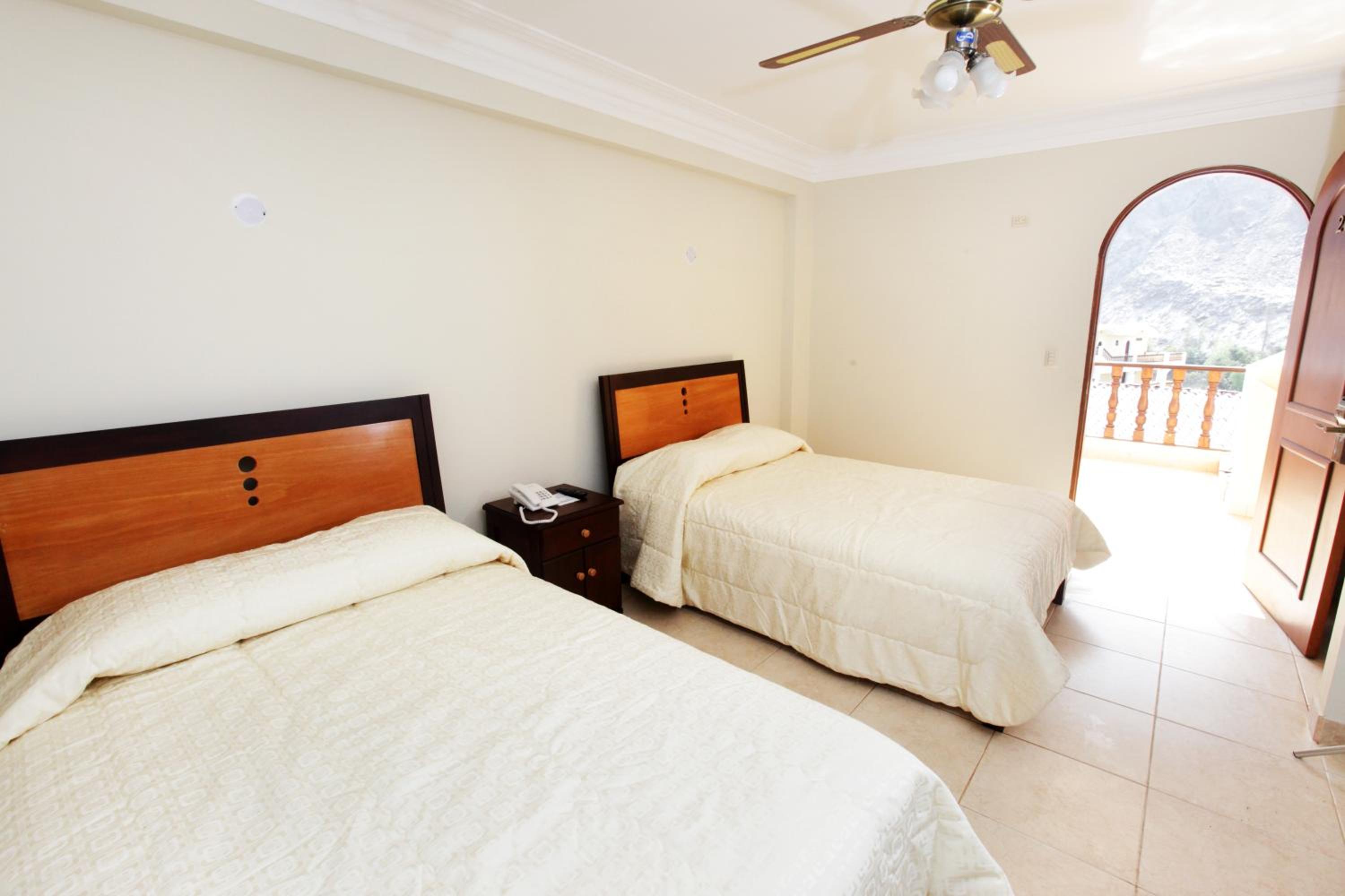 Twin Room photo 1