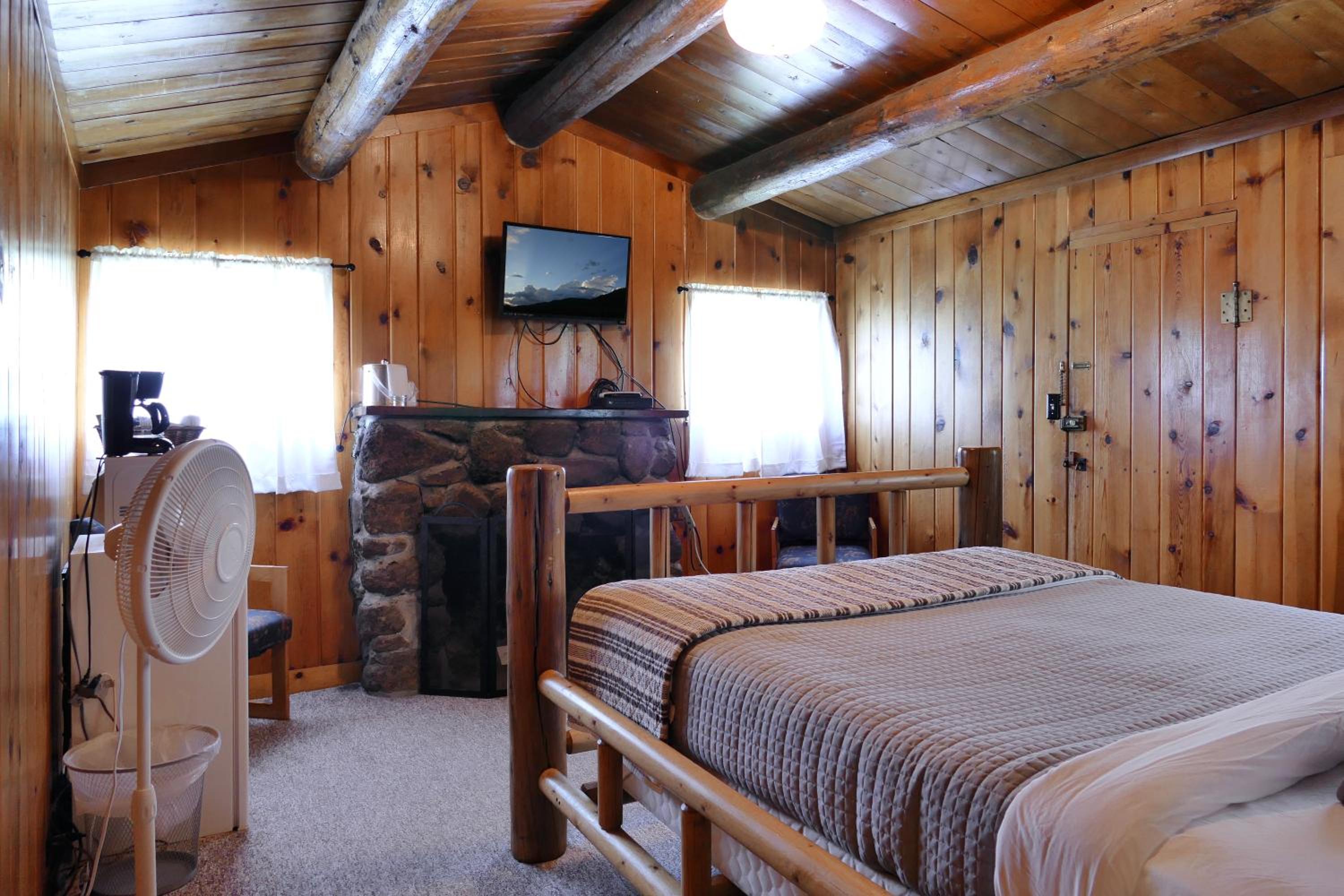 Deluxe Family Room photo 2