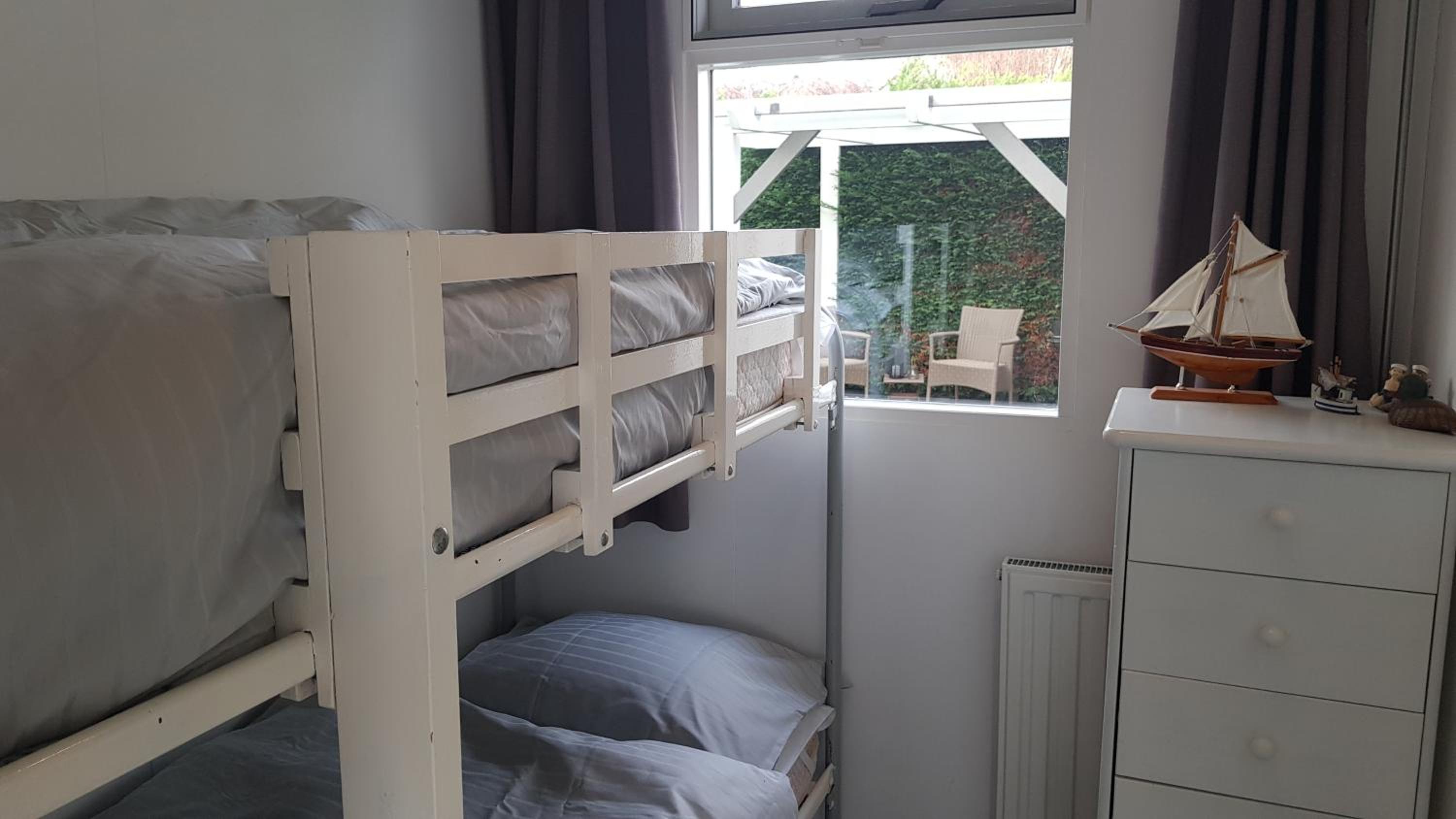 Three-Bedroom House photo 2