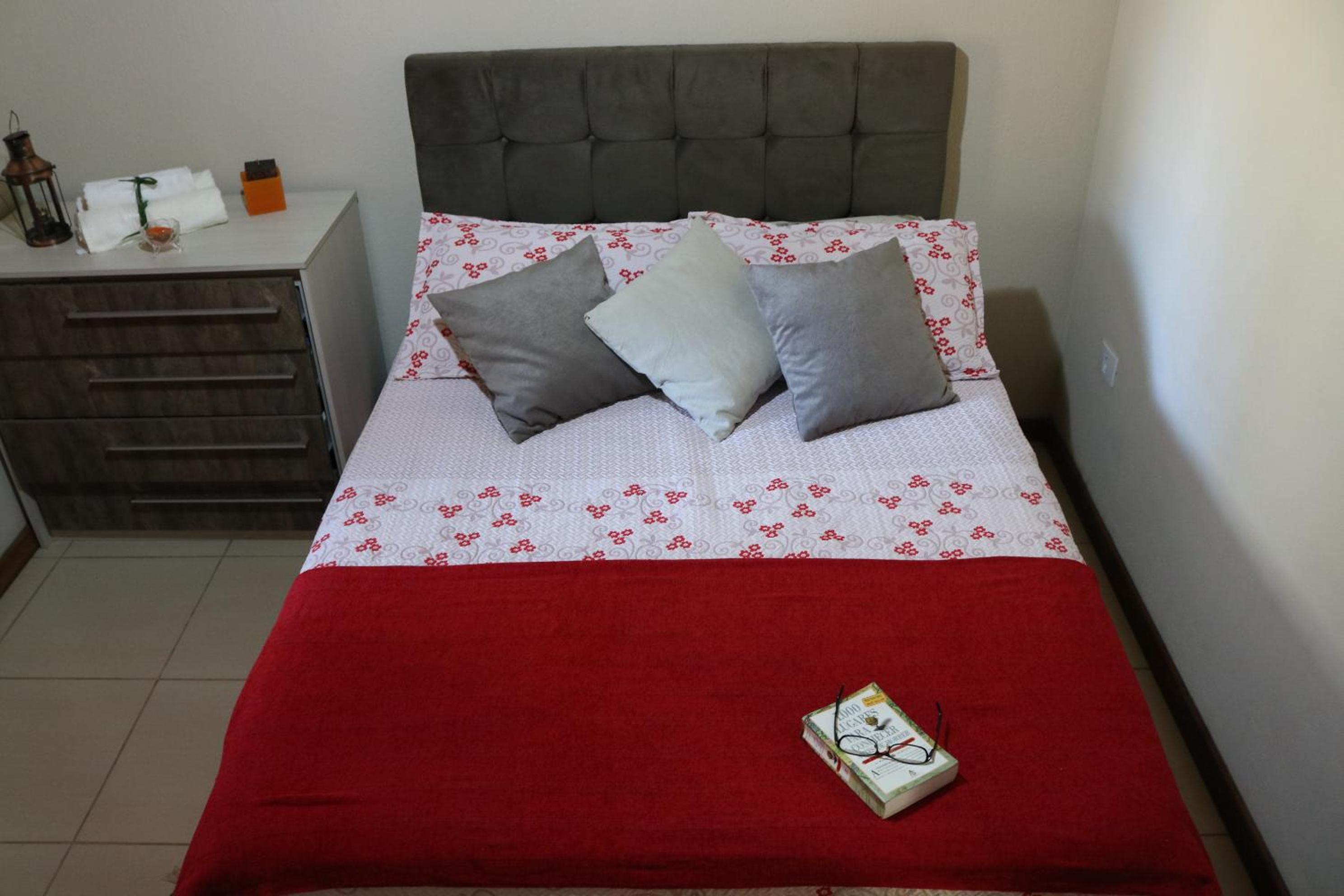 One-Bedroom House photo 1