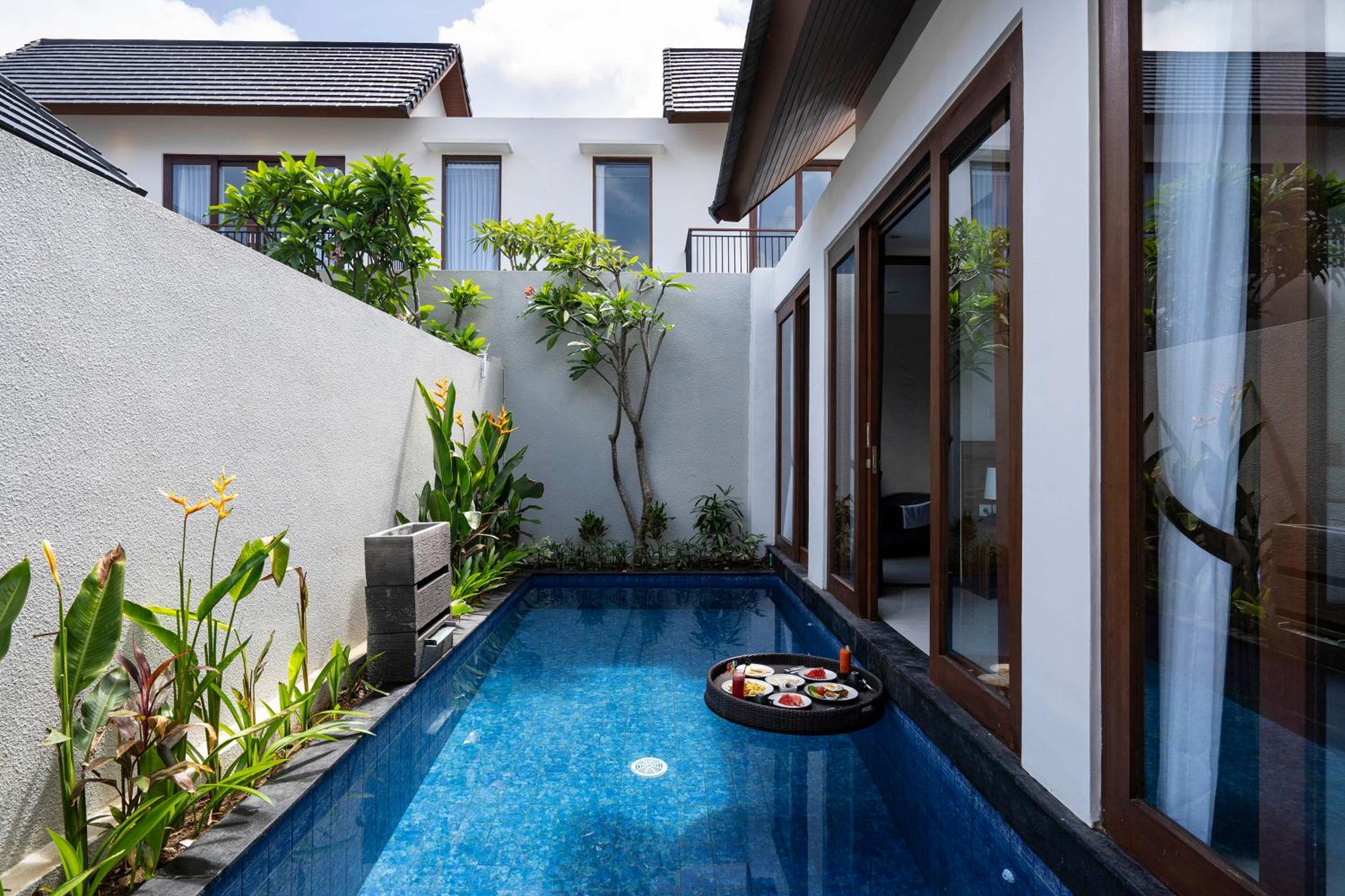 One-Bedroom Villa with Private Pool - Photo 23