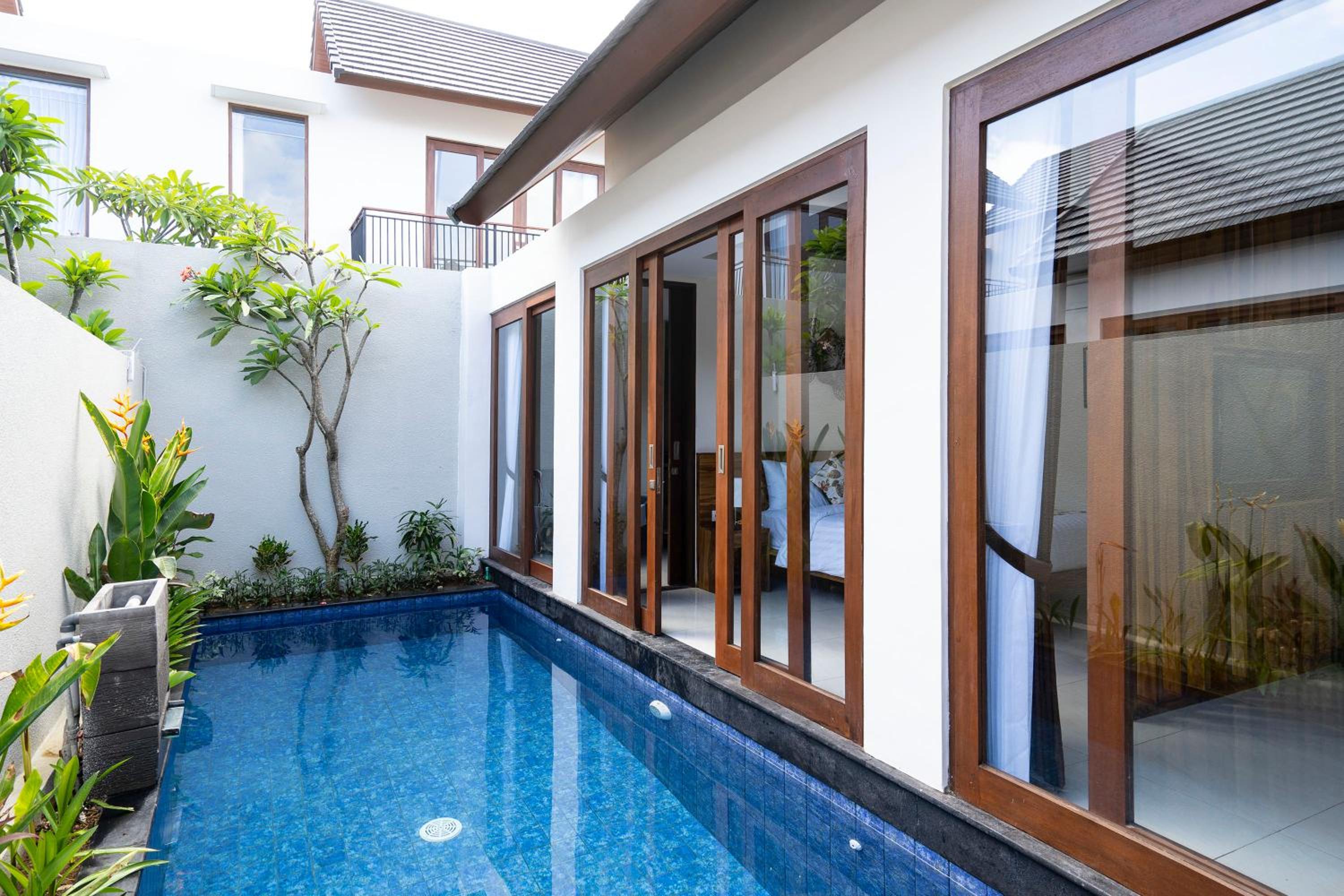 One-Bedroom Villa with Private Pool - Photo 20