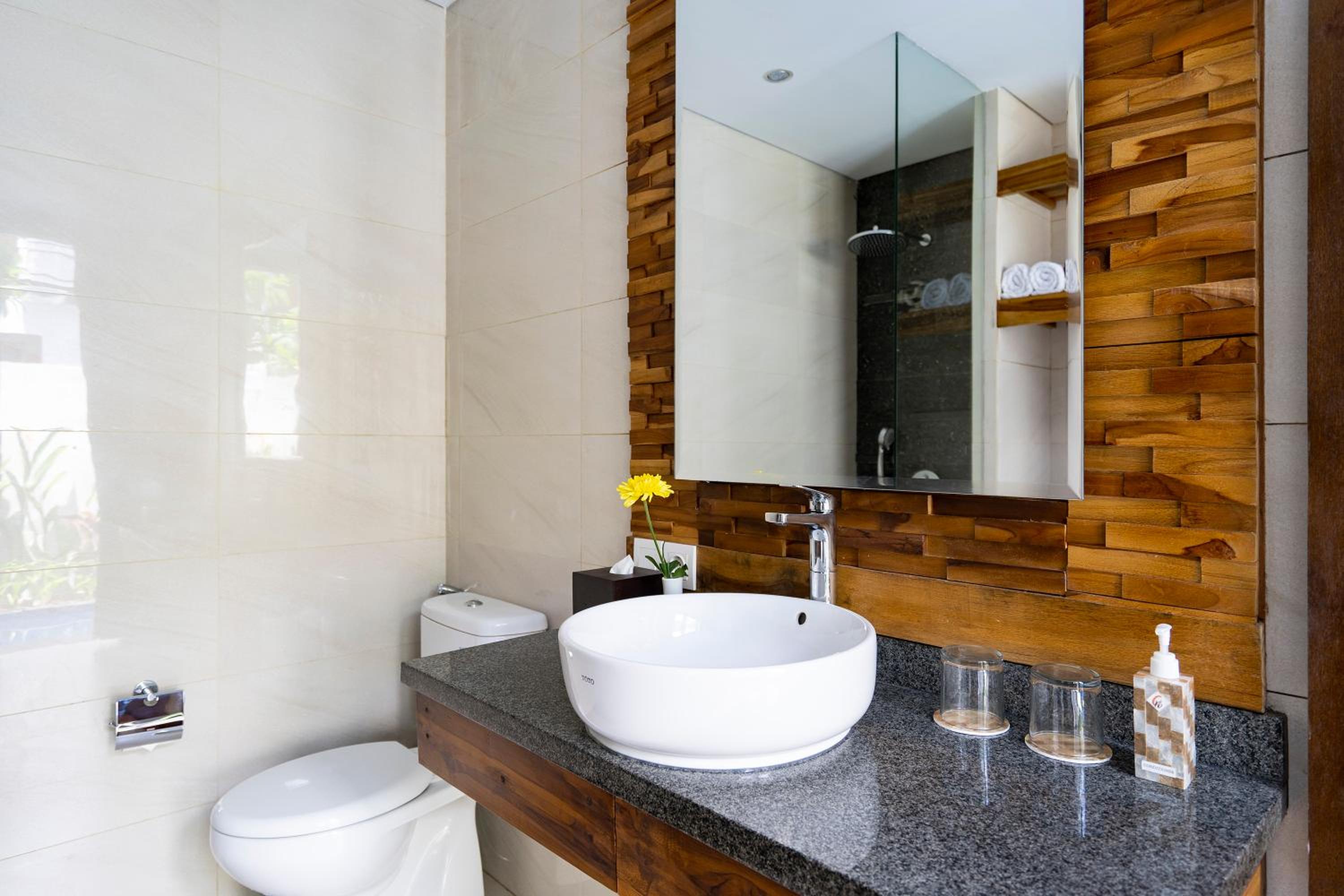 One-Bedroom Villa with Private Pool - Photo 8