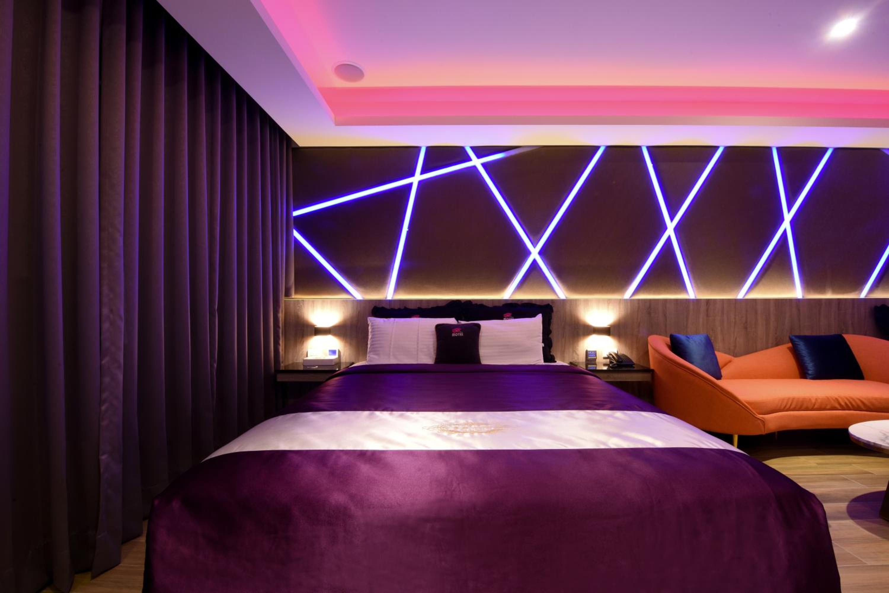 Superior Quadruple Room photo 3