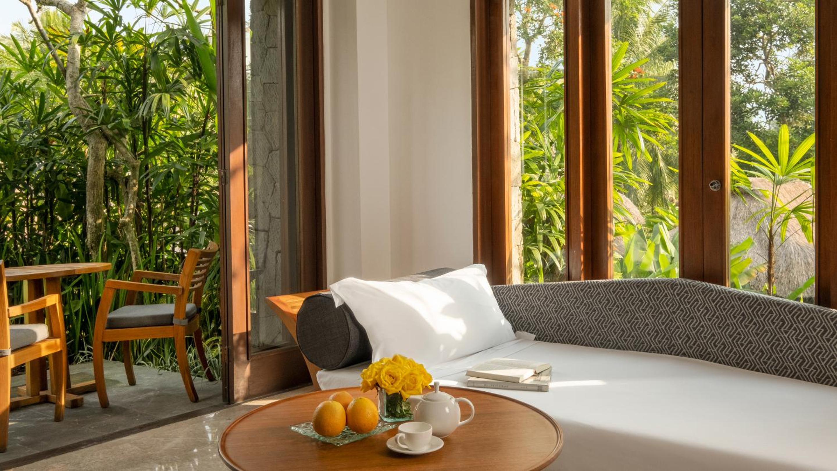 Impressive Forest Suite with Butler Service - King Bed - Photo 2