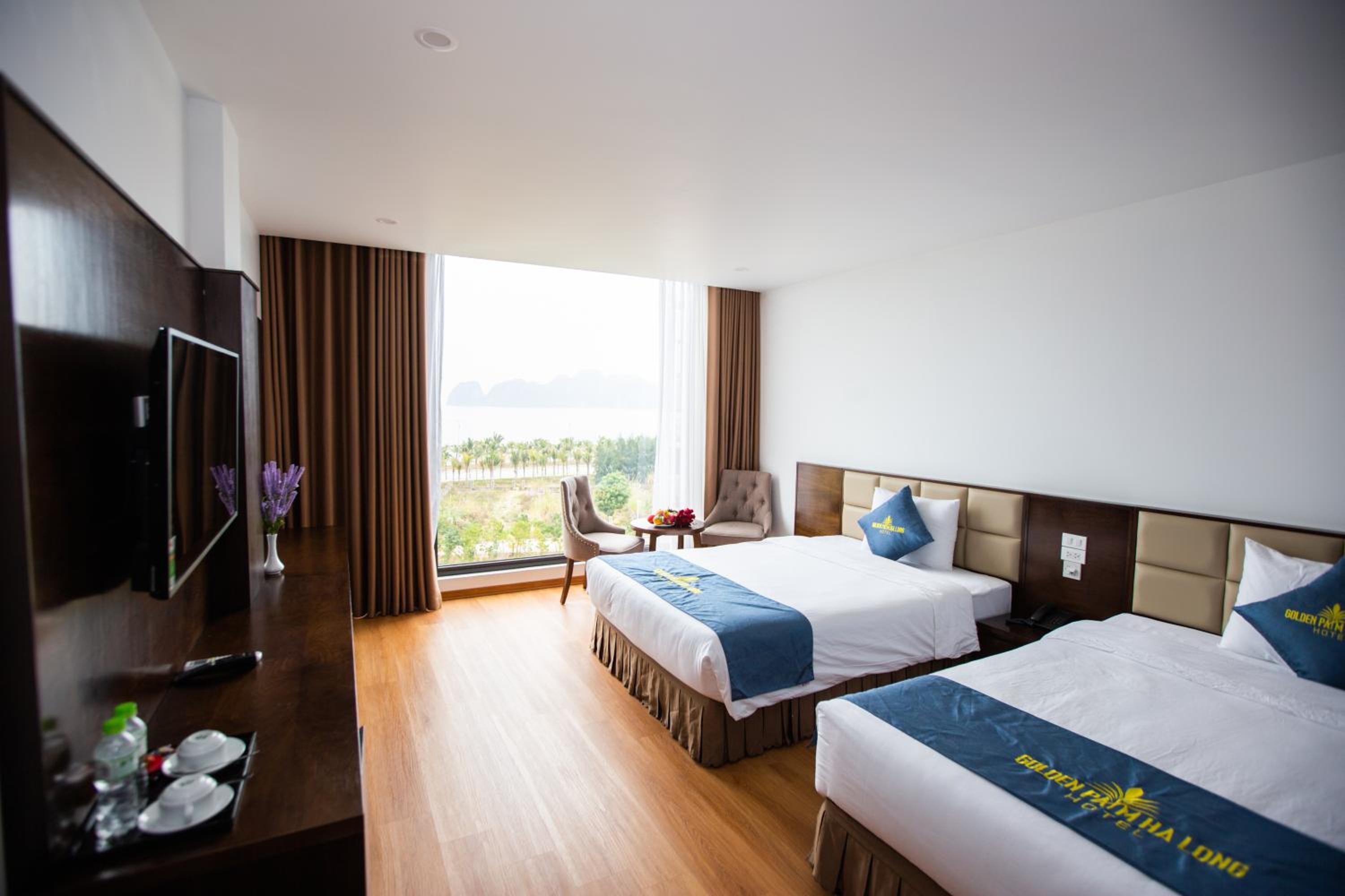 Family Room with Sea View - Photo 7