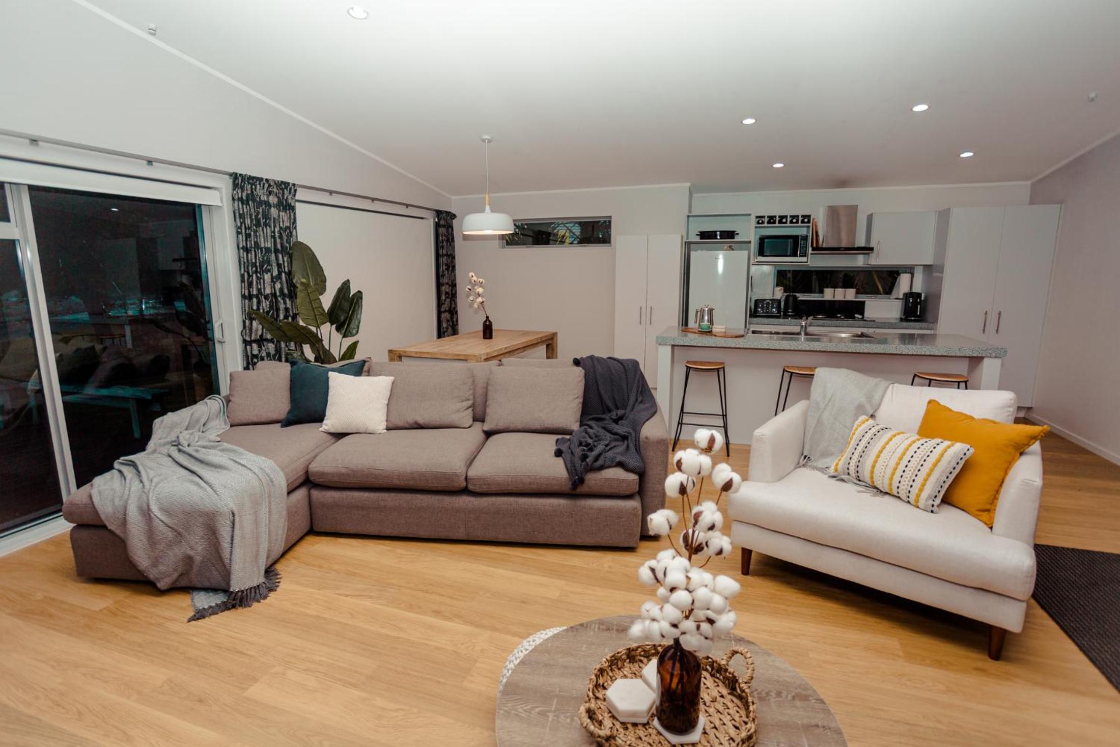 Three-Bedroom House - Photo 6