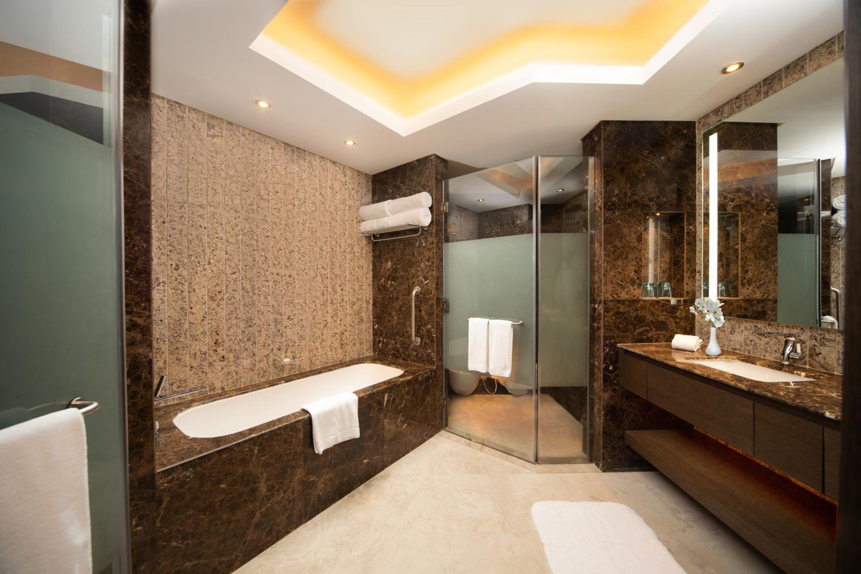 Royal Suite - Photo 4