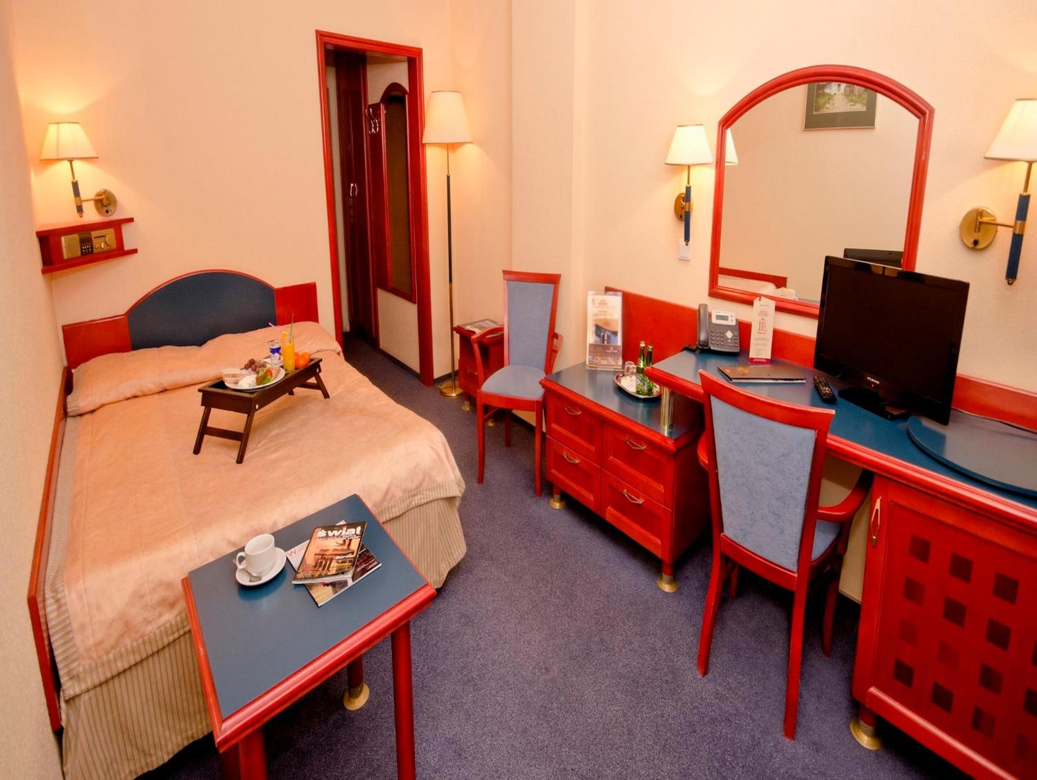 Single Room photo 2