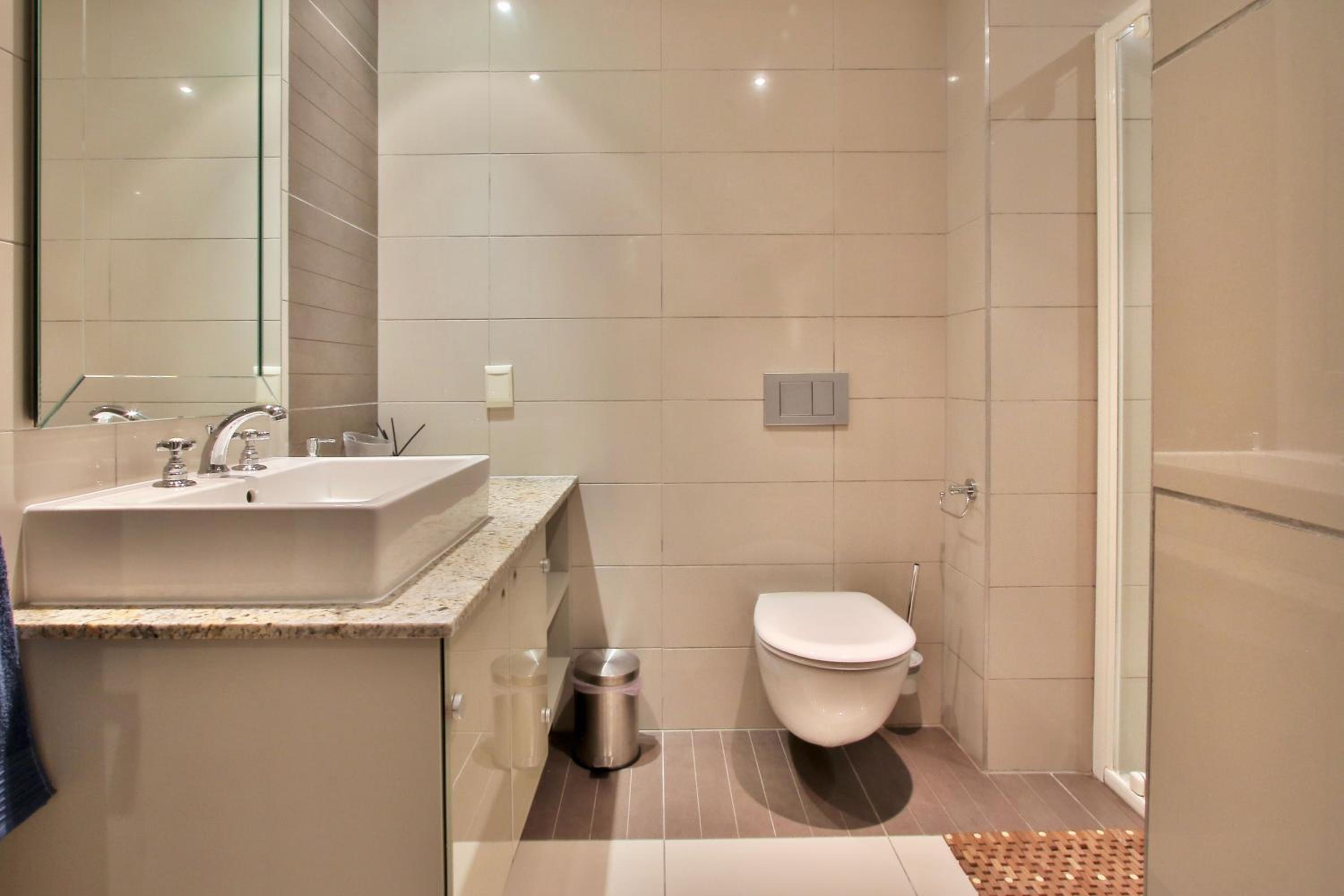 Two-Bedroom Apartment - Photo 3