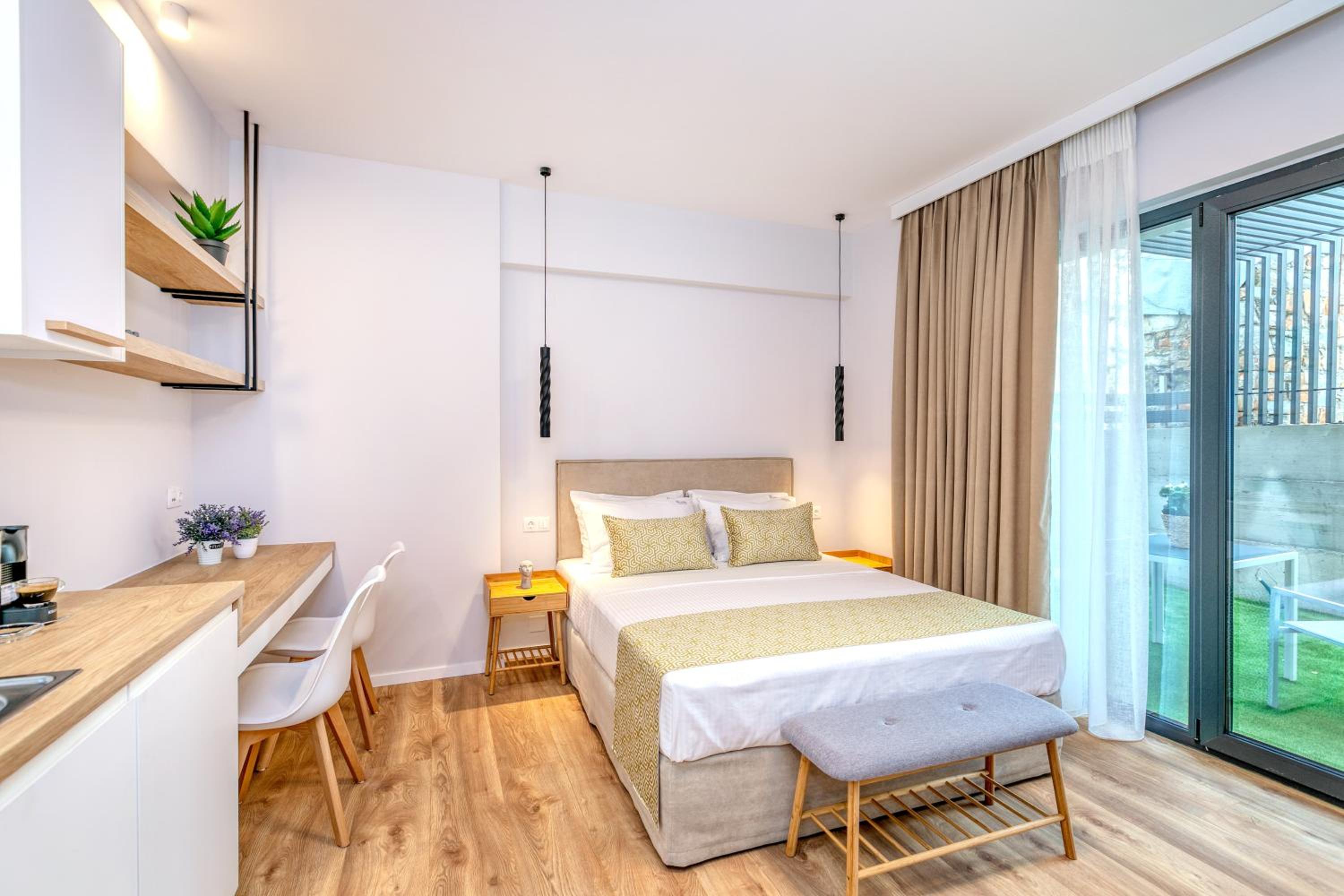 Junior Suite with Terrace - Photo 1