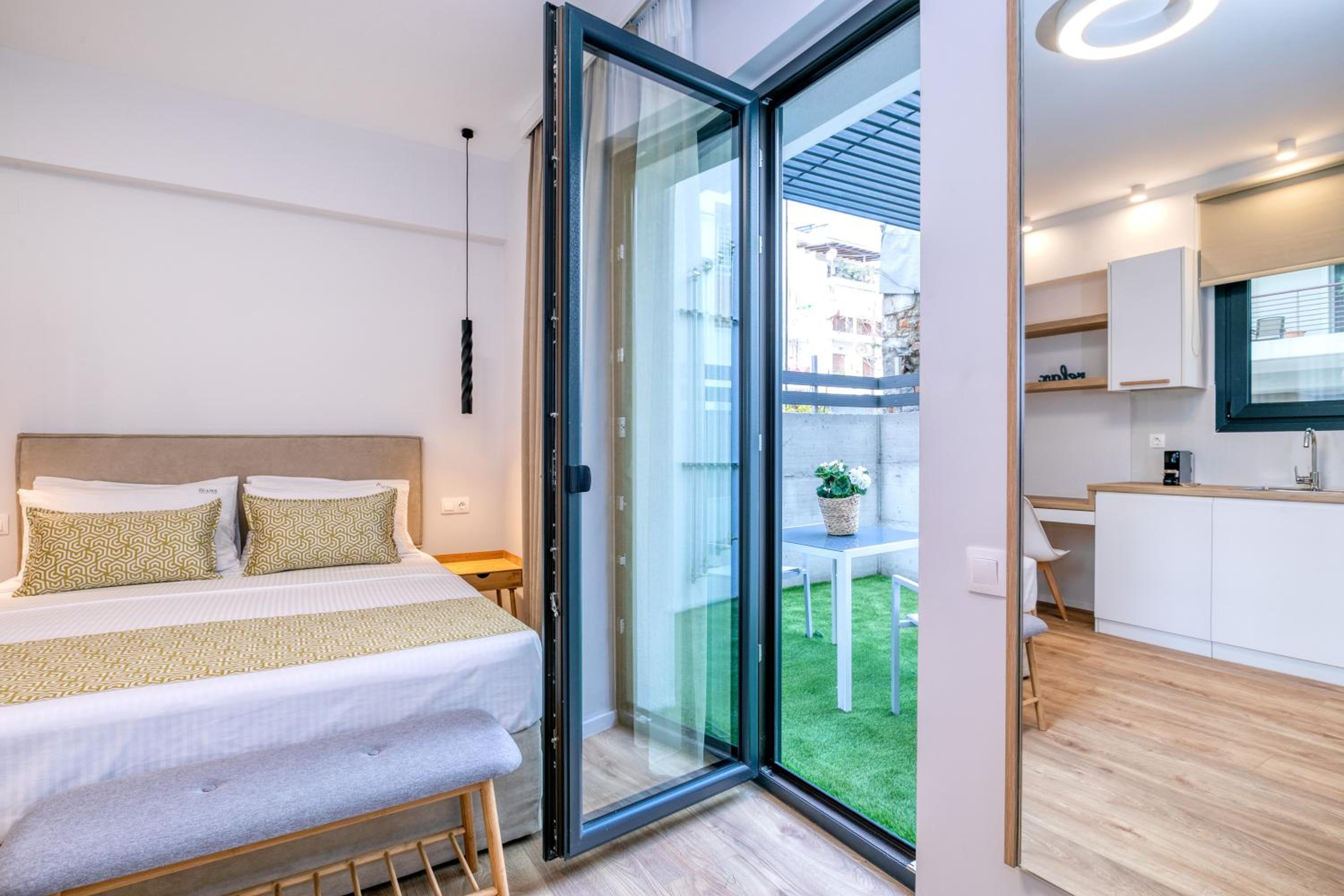 Junior Suite with Terrace - Photo 7
