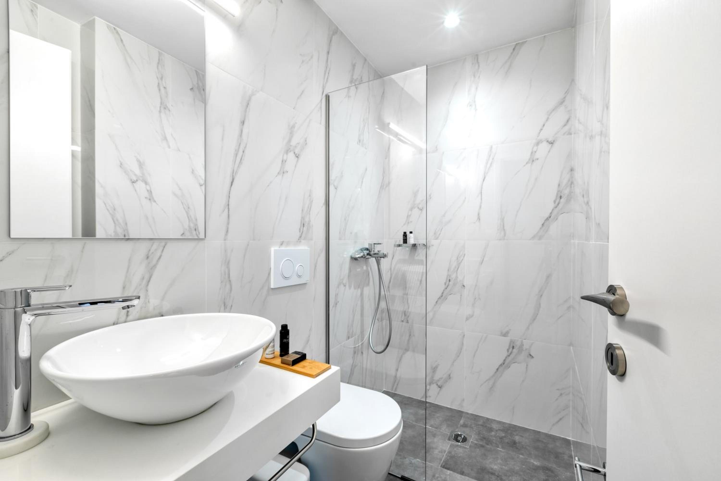 Junior Suite with Terrace - Photo 5