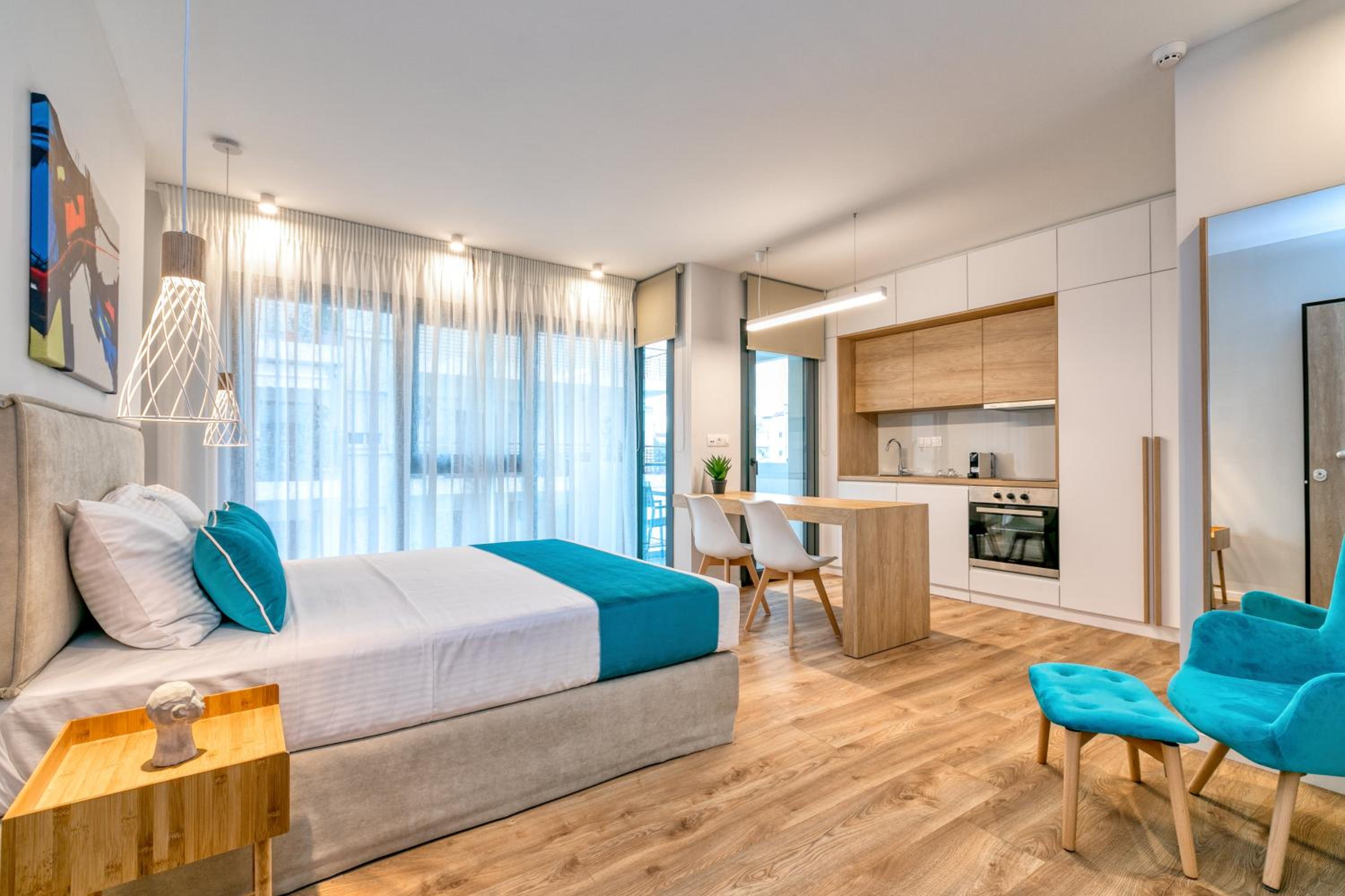 Deluxe Suite - Photo 1