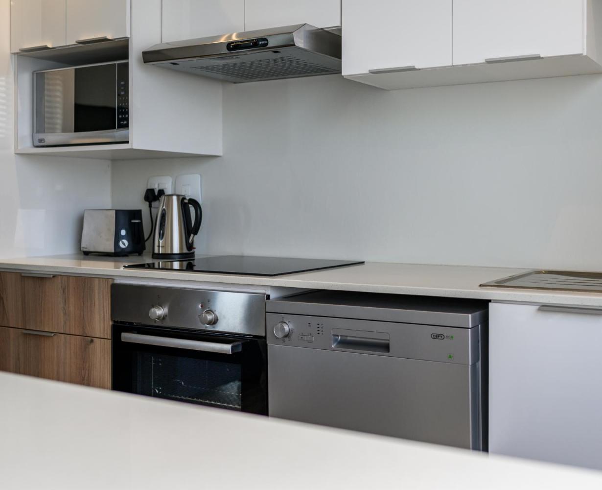 Executive Sea View Apartment - Photo 9