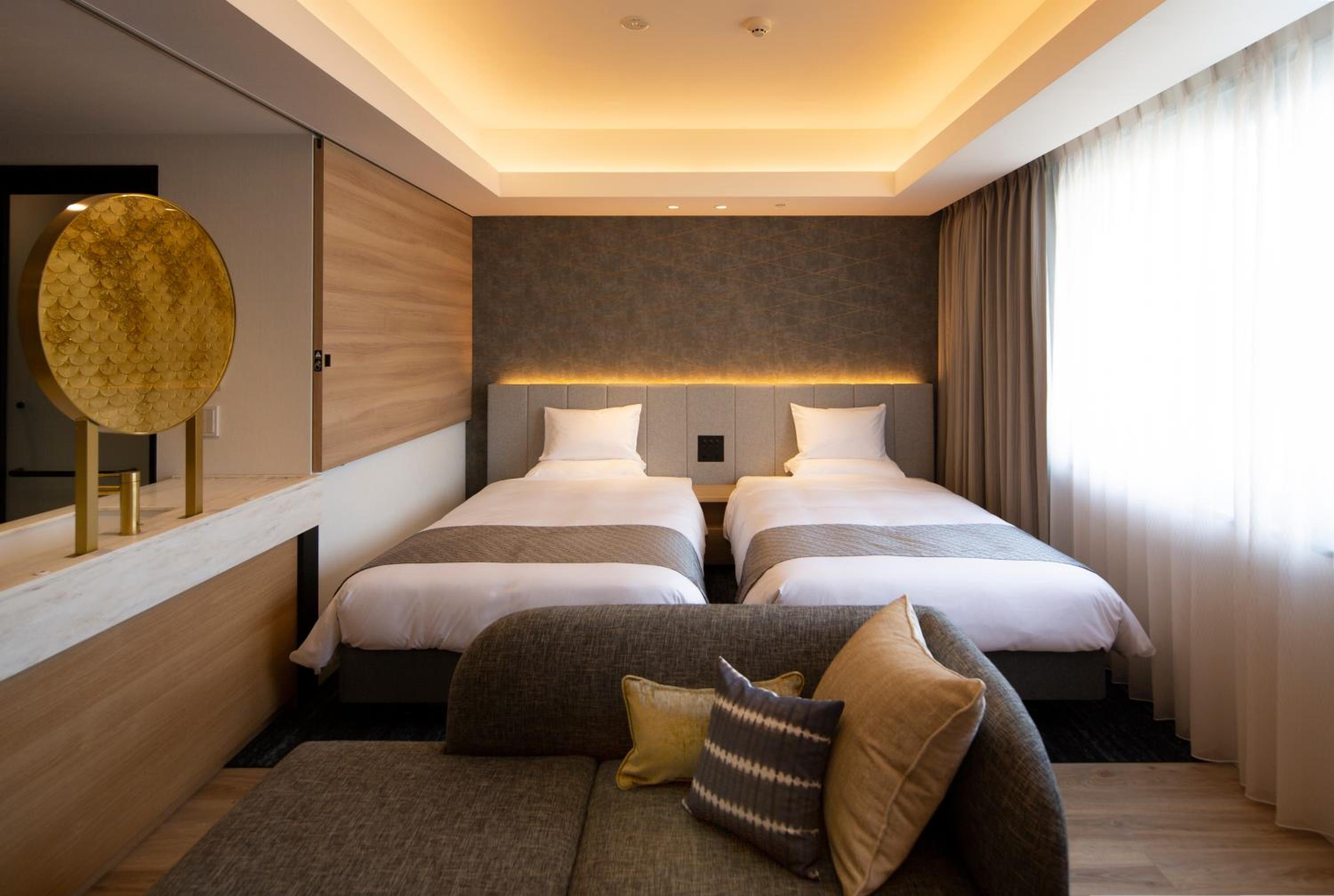 Deluxe Twin Room - Photo 13