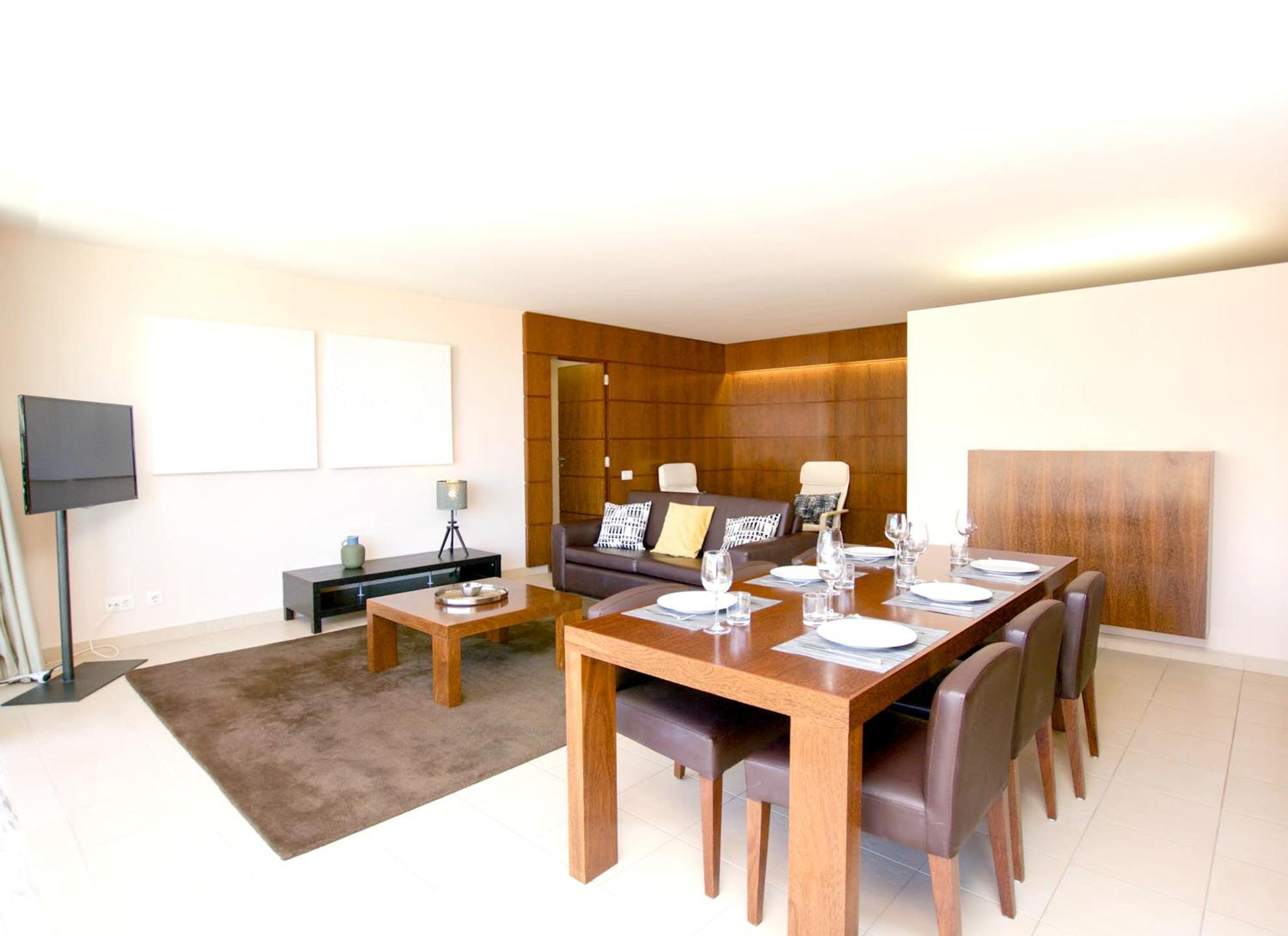 Two-Bedroom Apartment photo 2