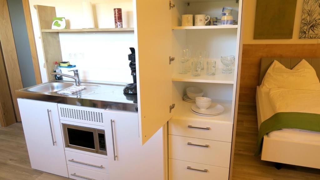 Double Room with Private Bathroom - Photo 1