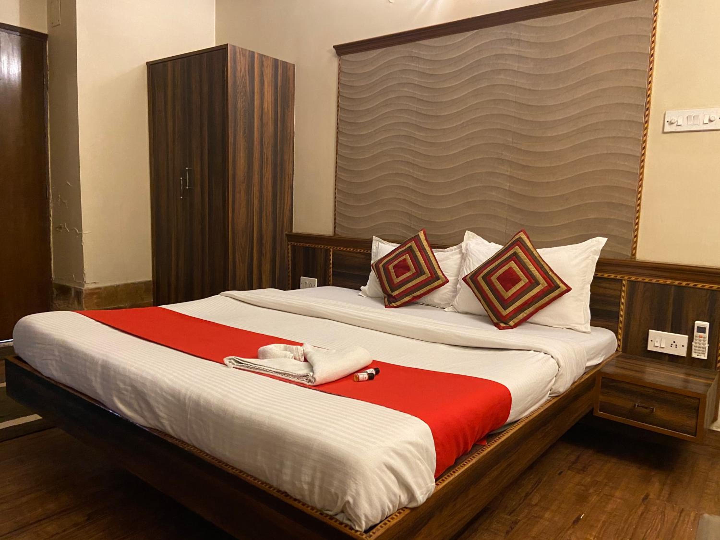 Deluxe Double Room - Photo 2