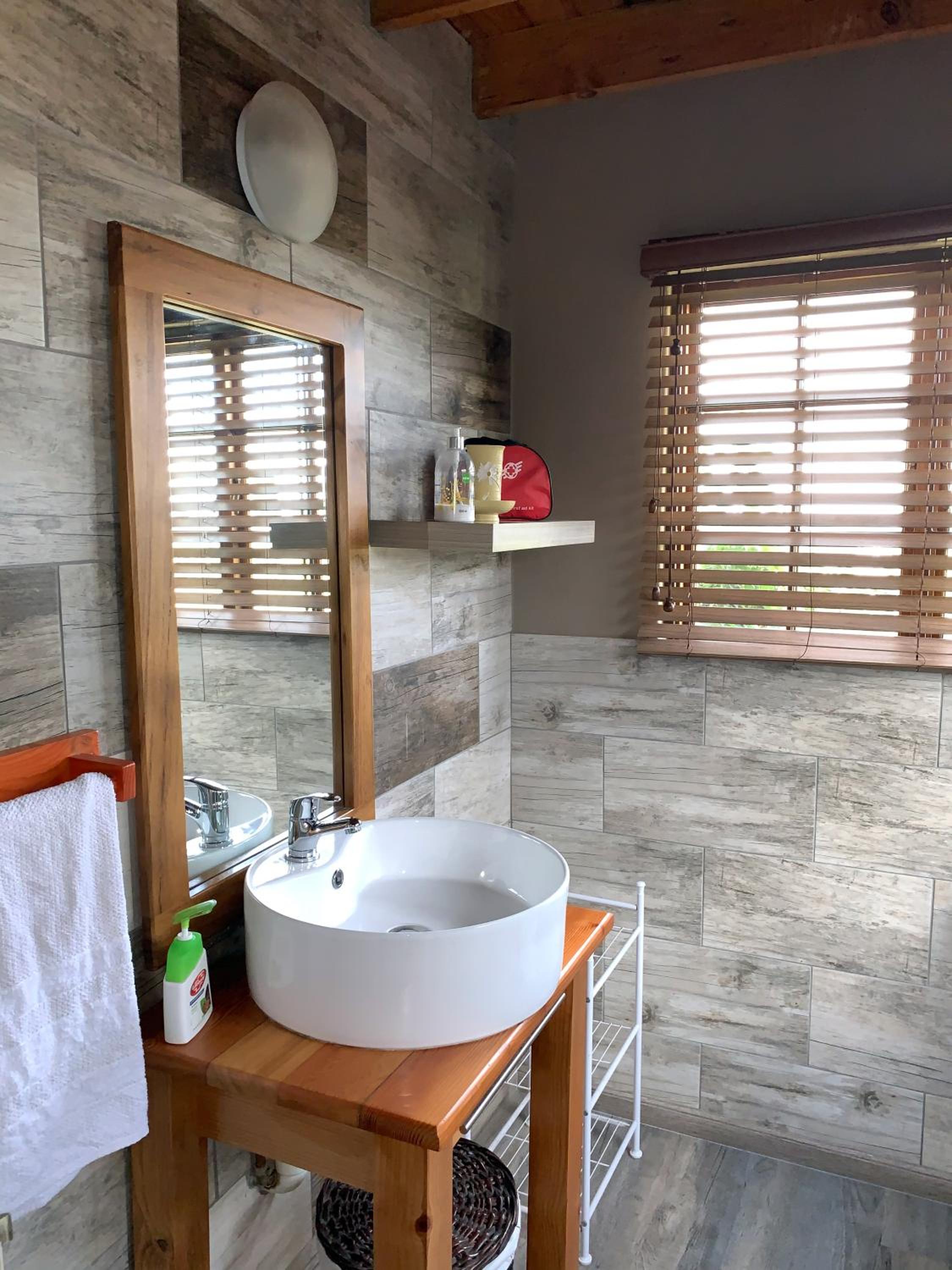 Two-Bedroom House - Photo 48