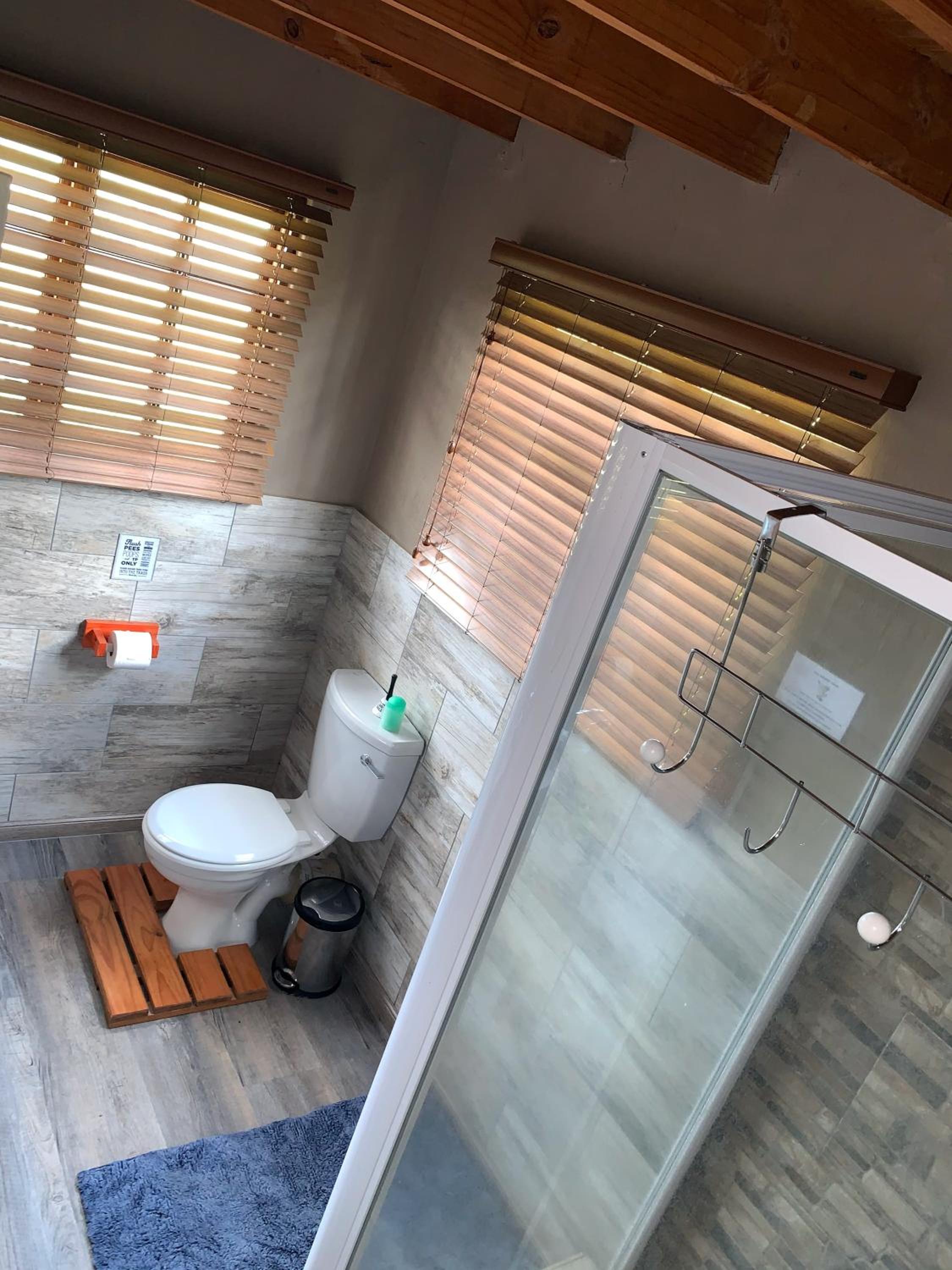 Two-Bedroom House - Photo 36