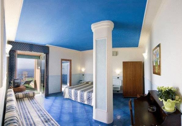 Superior Triple Room with Sea View