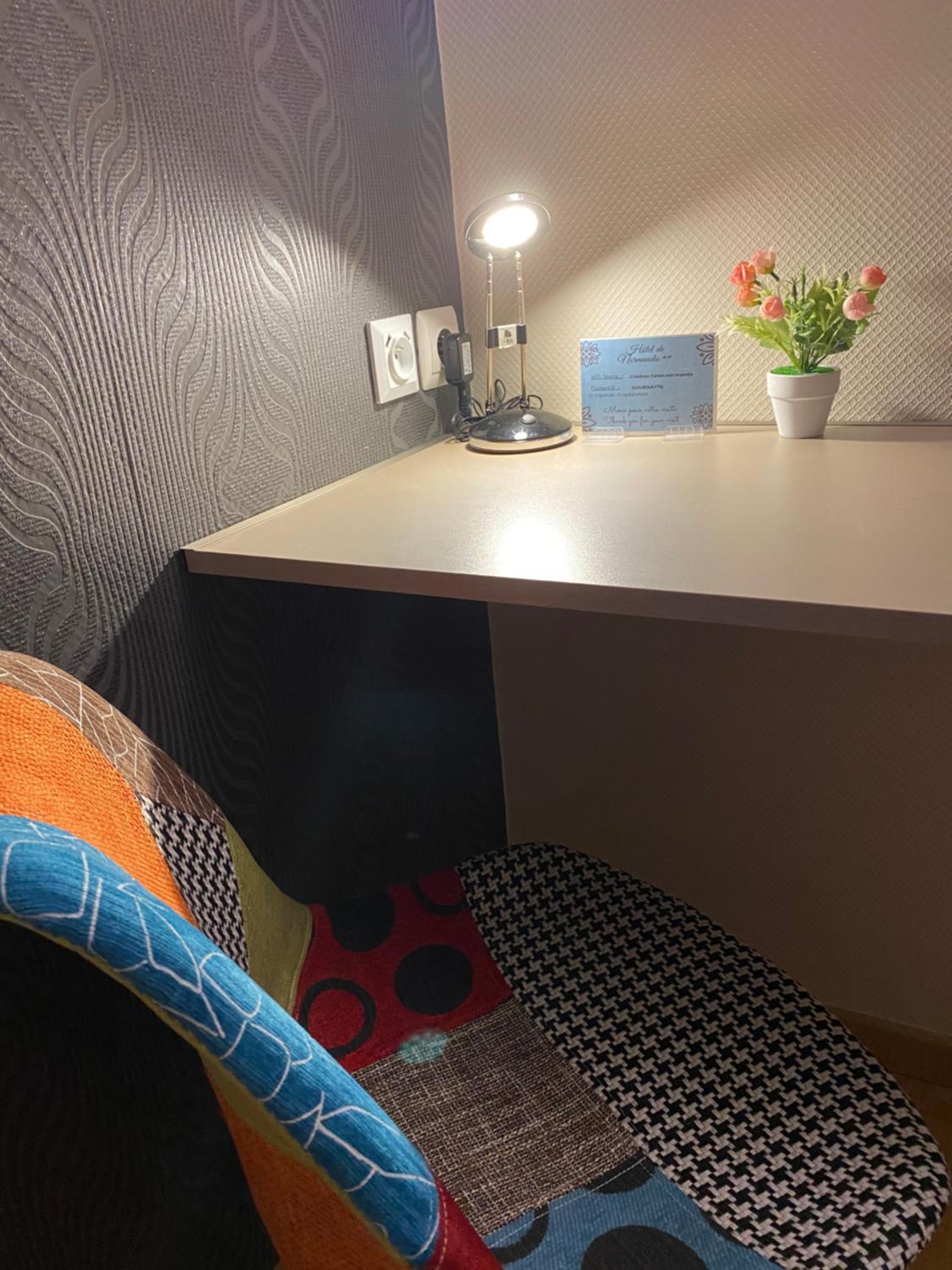Double Room - Photo 7