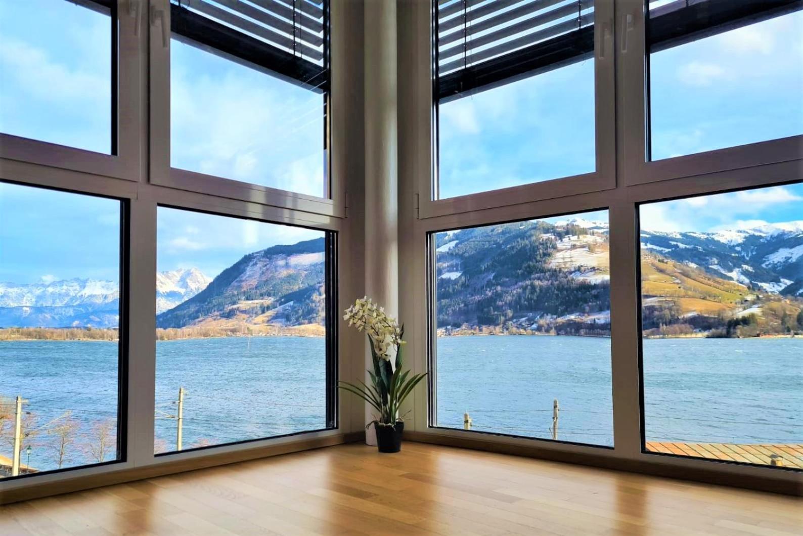 Apartment with Lake View Top 12