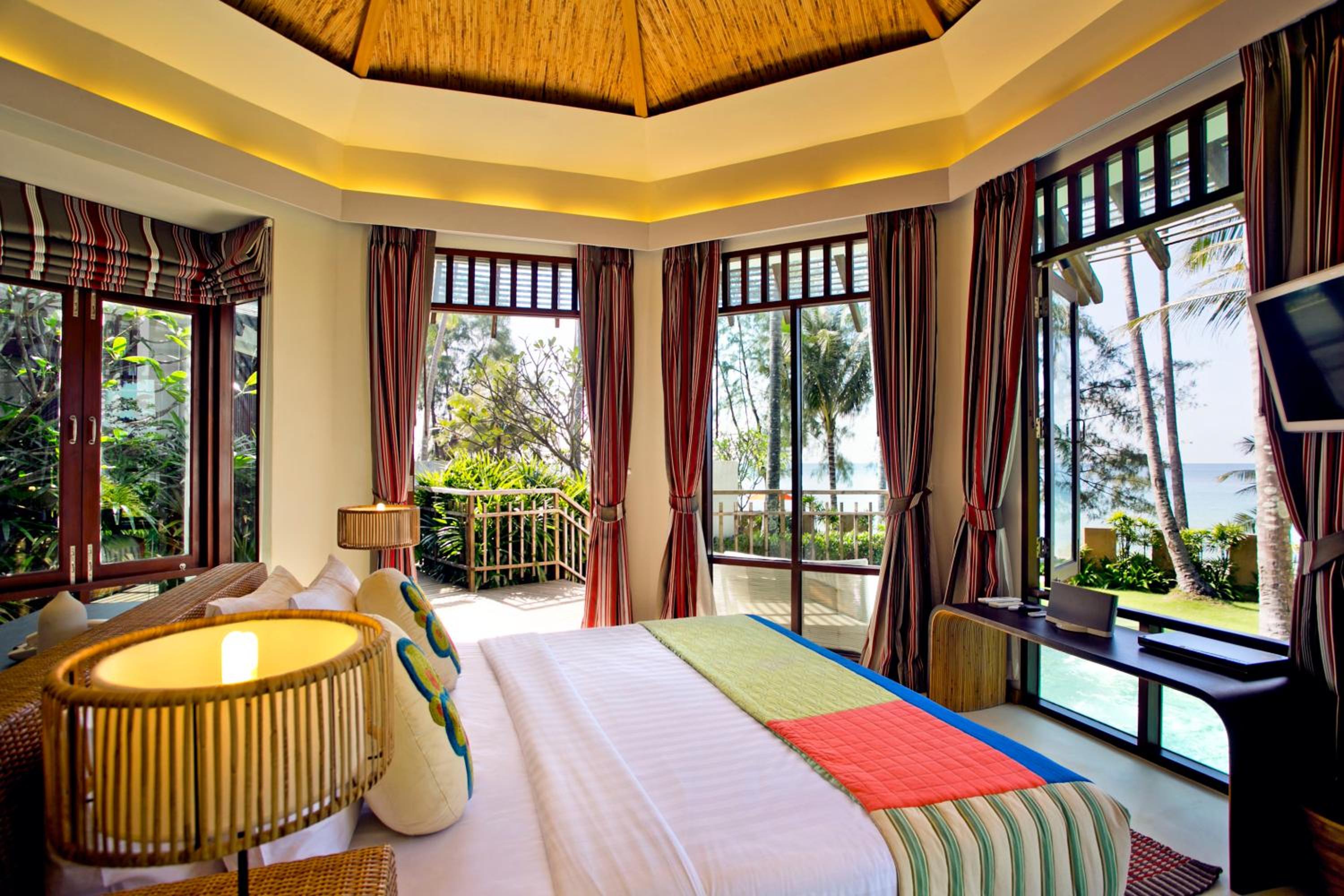 Beach Front Pool Villa - Photo 2