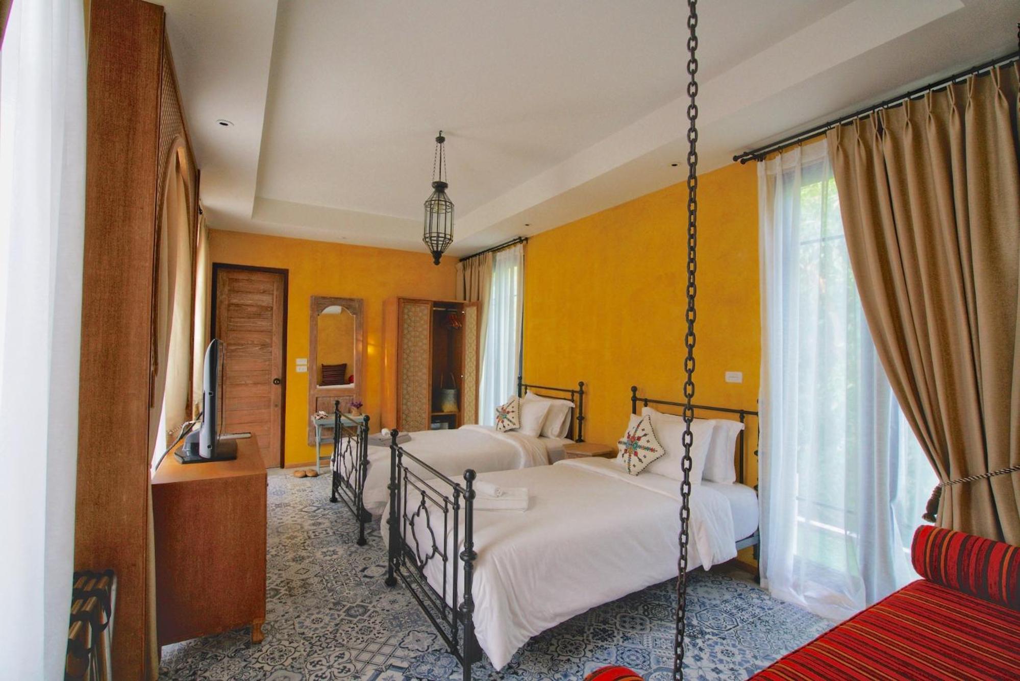 Twin Room with Garden View - Photo 1