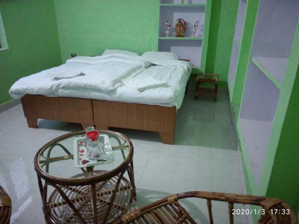 Double or Twin Room with Private External Bathroom photo 1