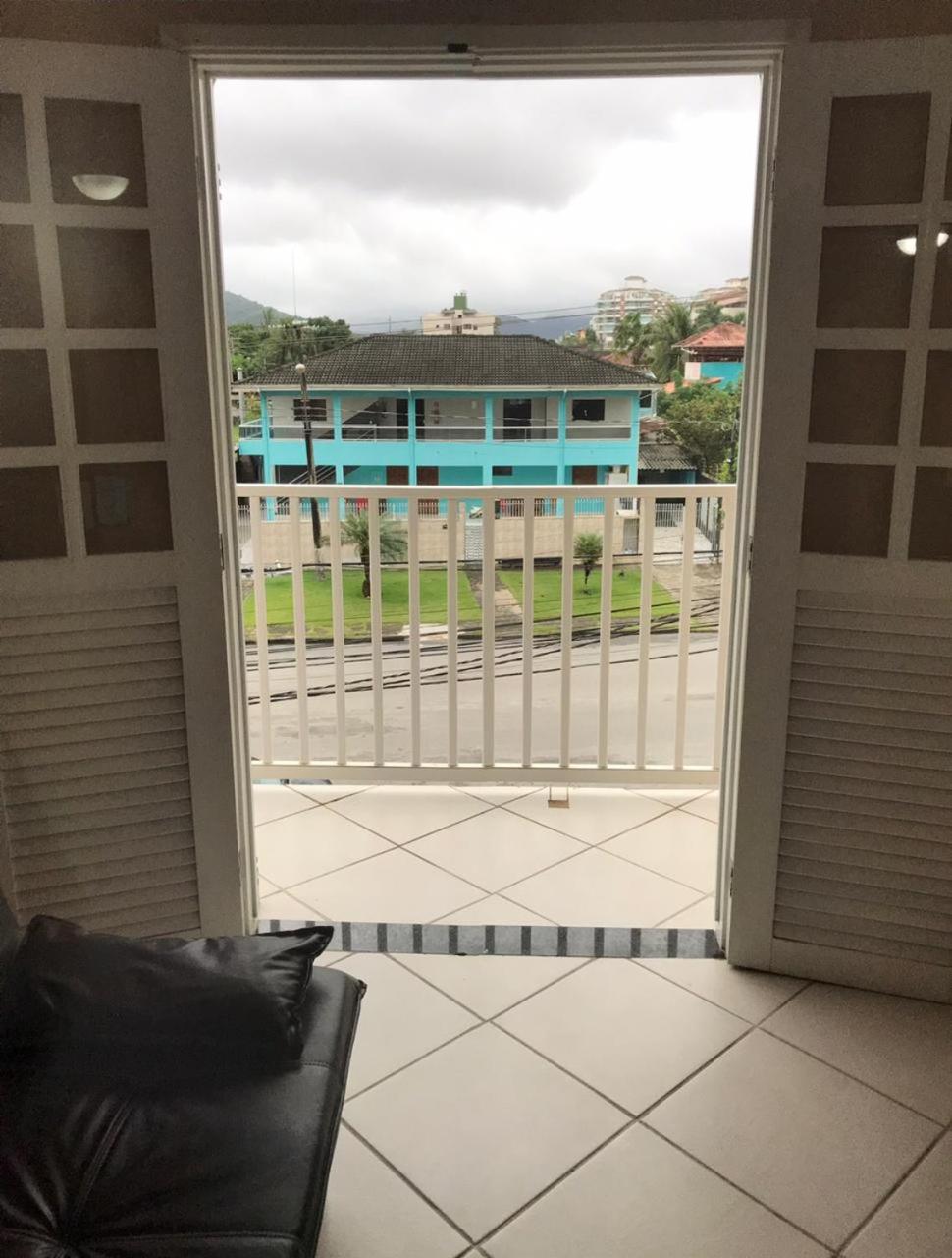 Apartment with Balcony - Photo 14