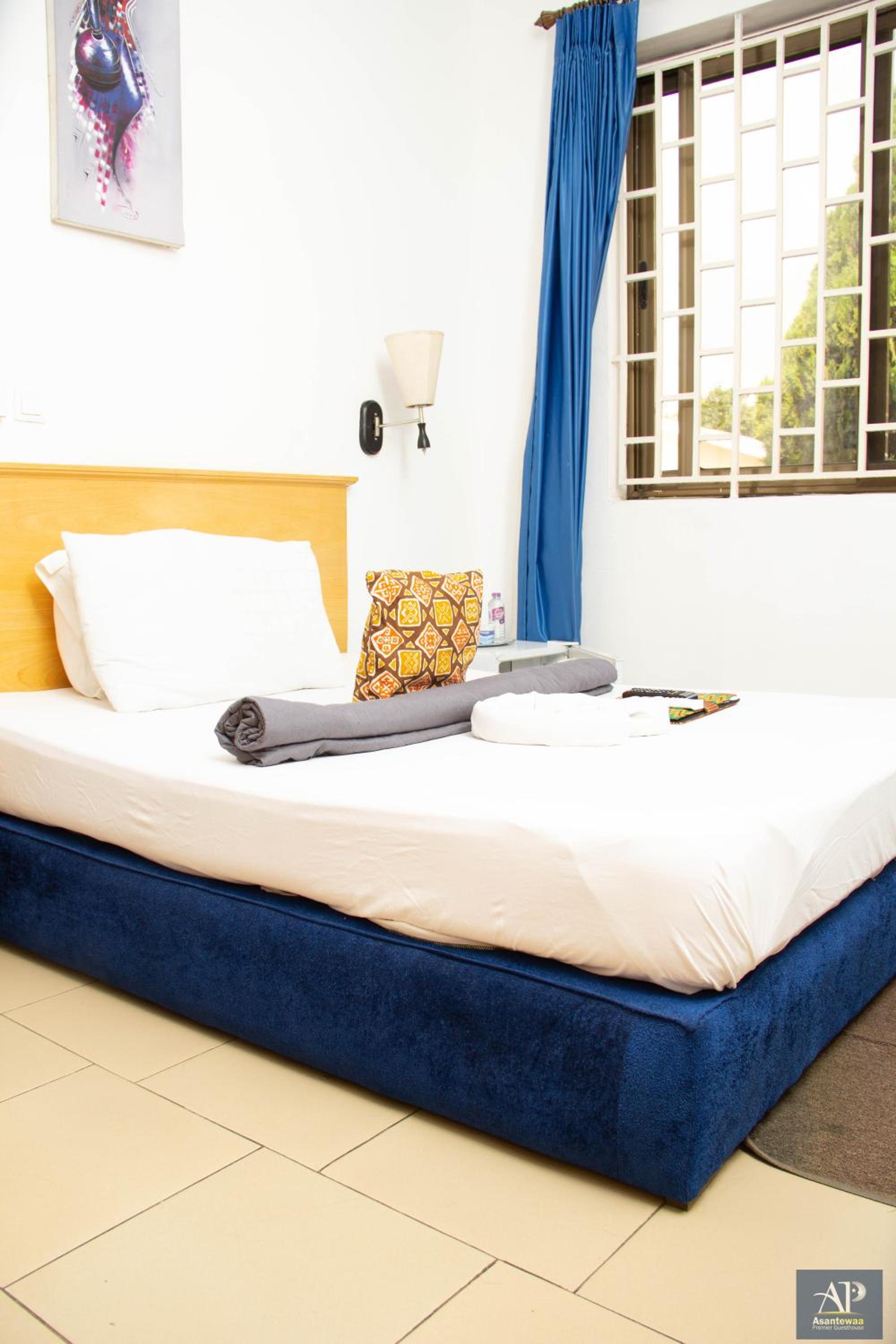 Single Room photo 3