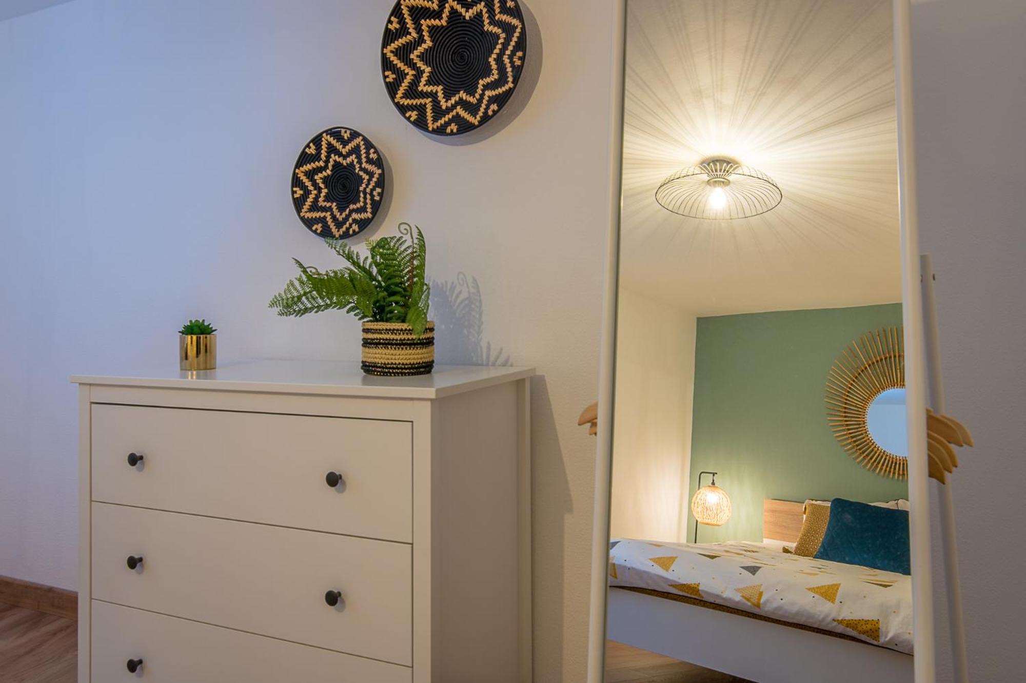 One-Bedroom Apartment - Photo 10