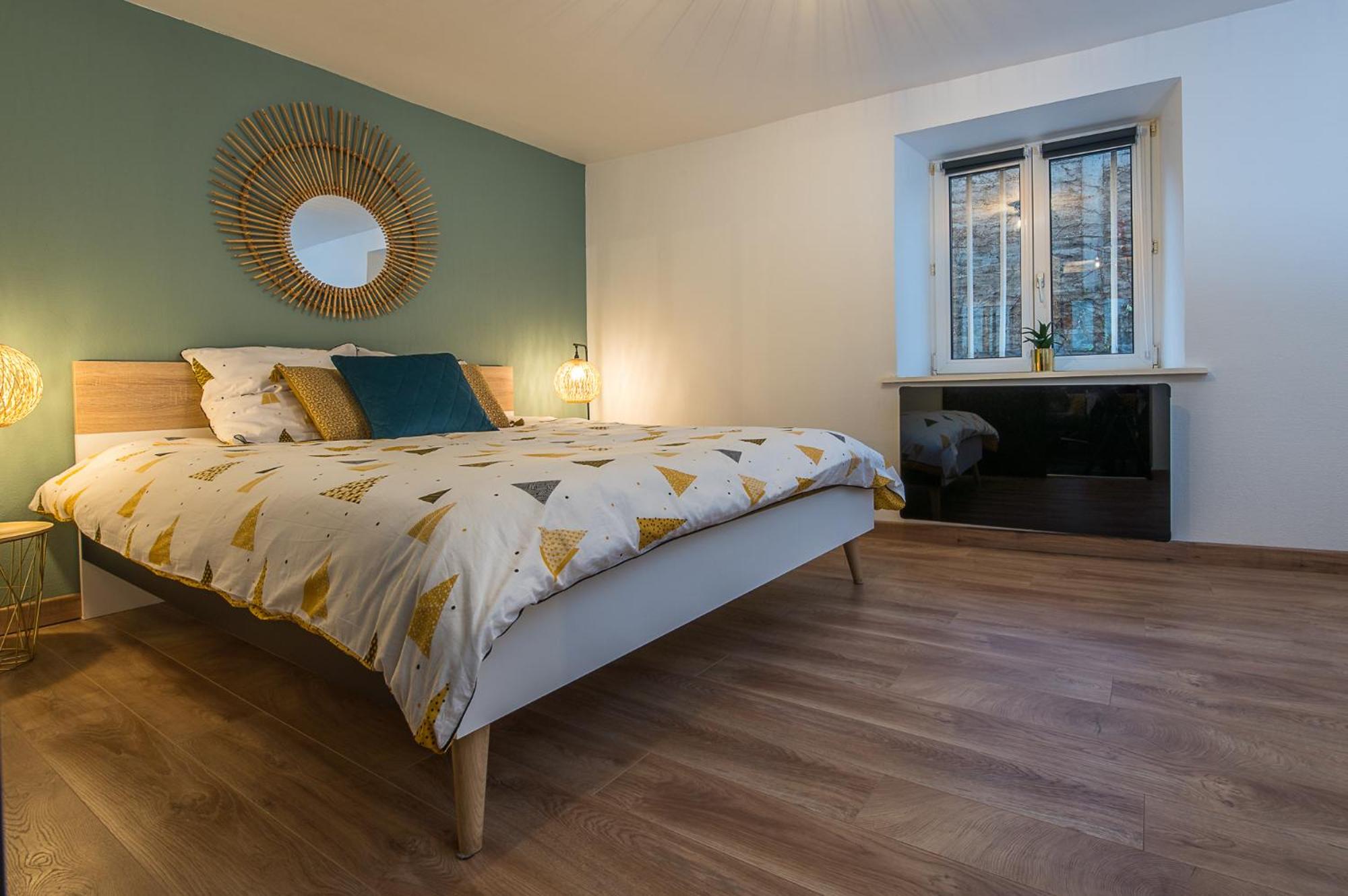 One-Bedroom Apartment - Photo 14