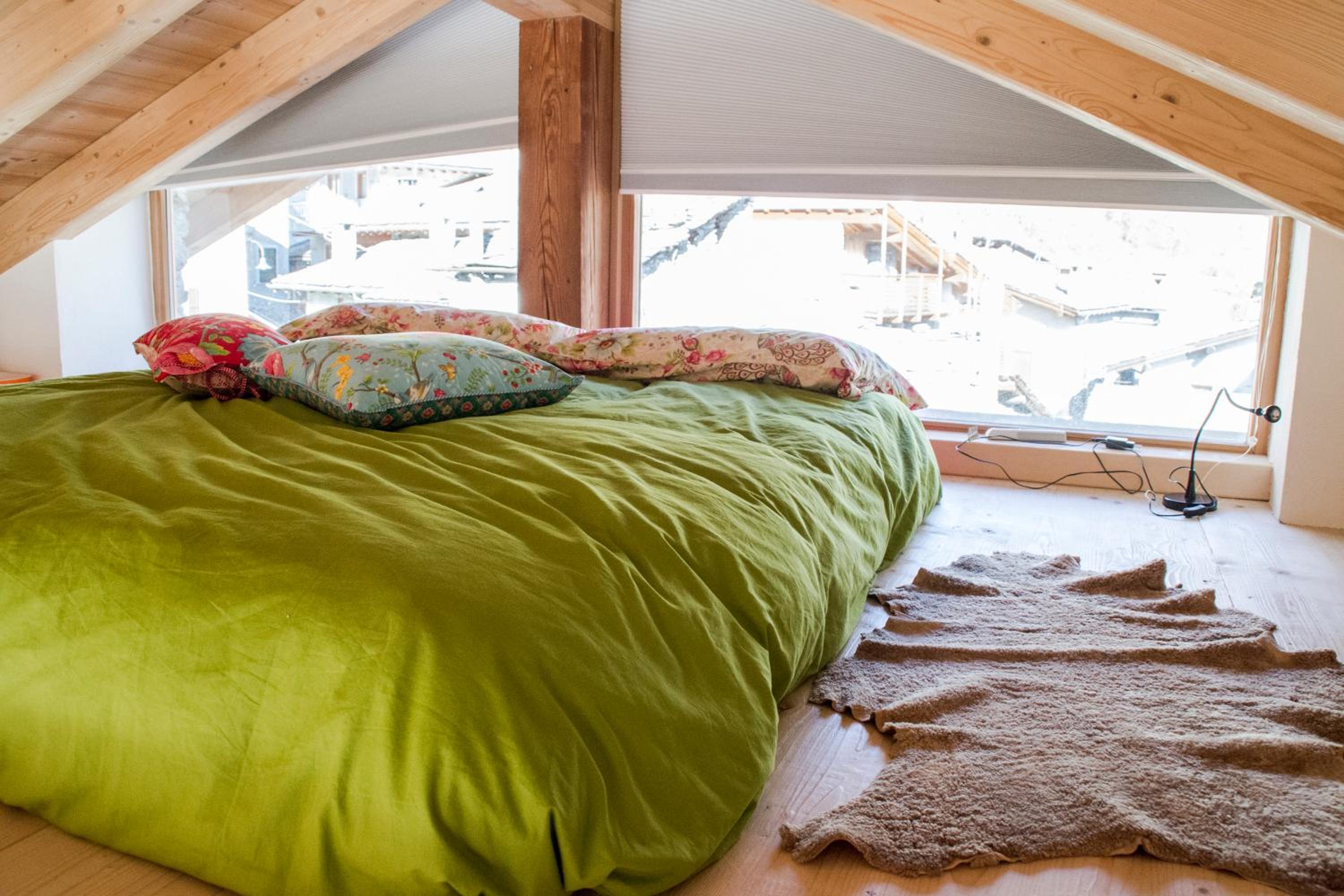 Three-Bedroom Chalet - Photo 8