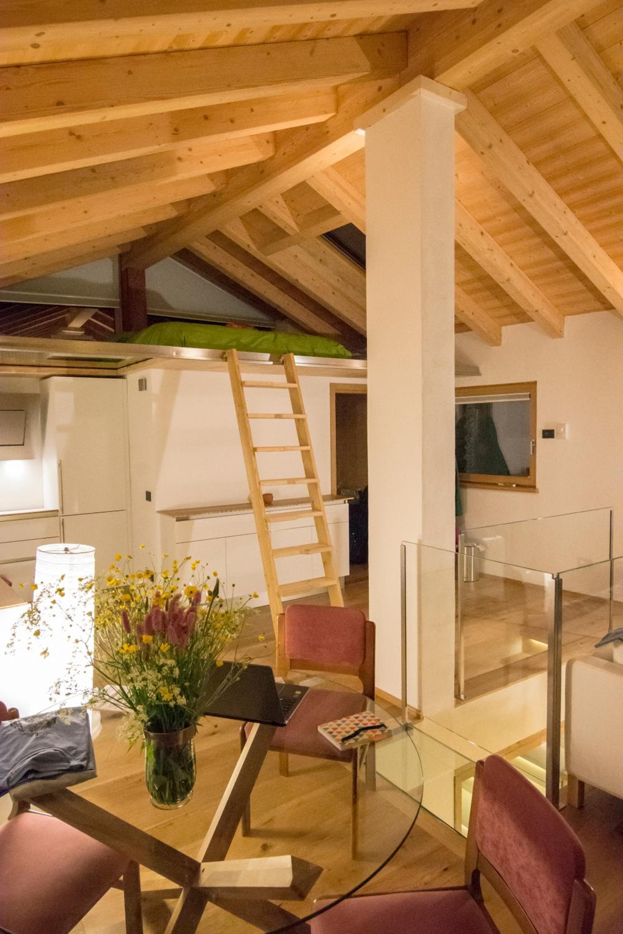 Three-Bedroom Chalet - Photo 3