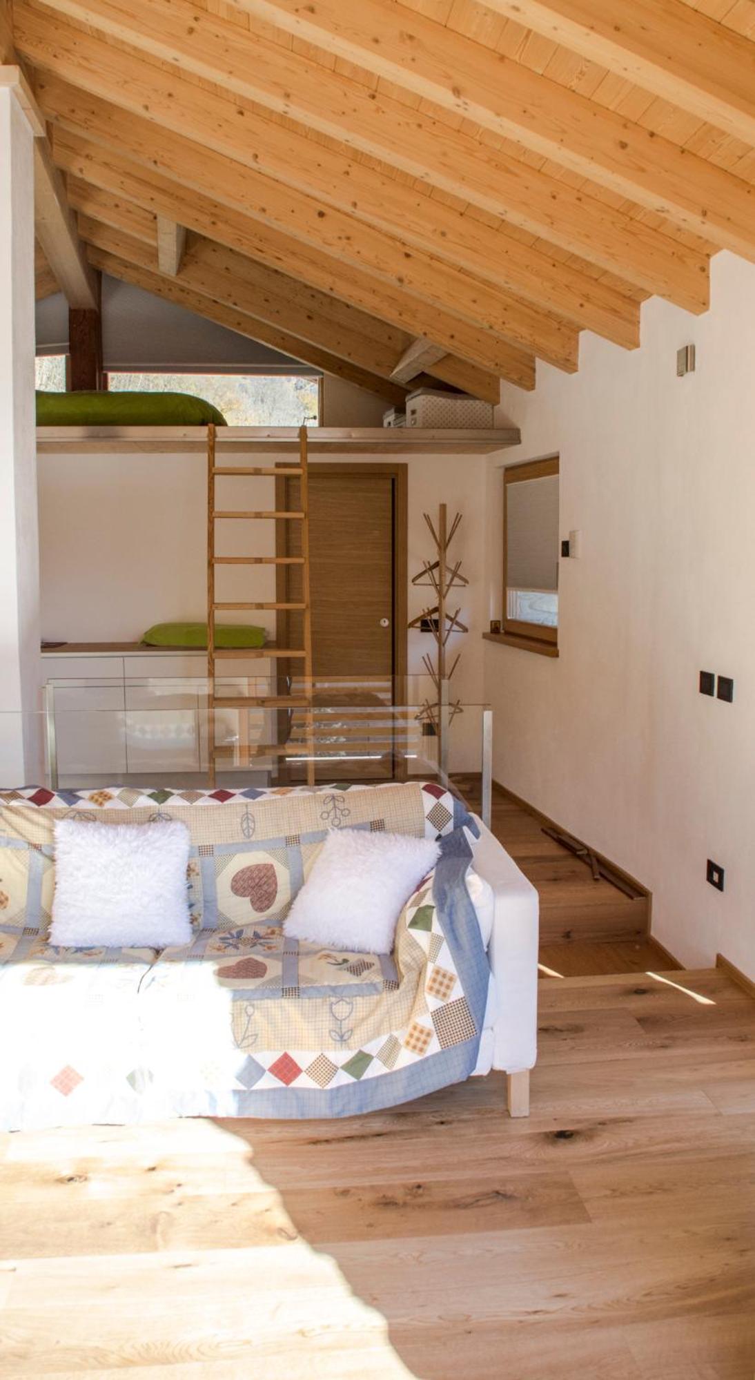Three-Bedroom Chalet - Photo 4