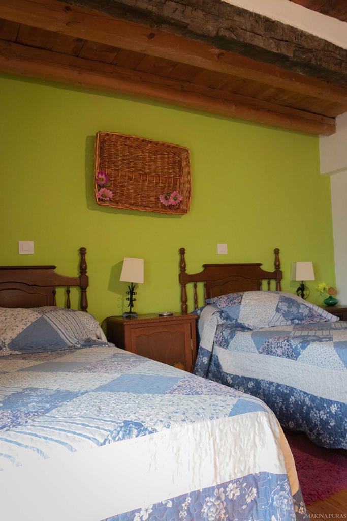 Twin Room - Photo 1