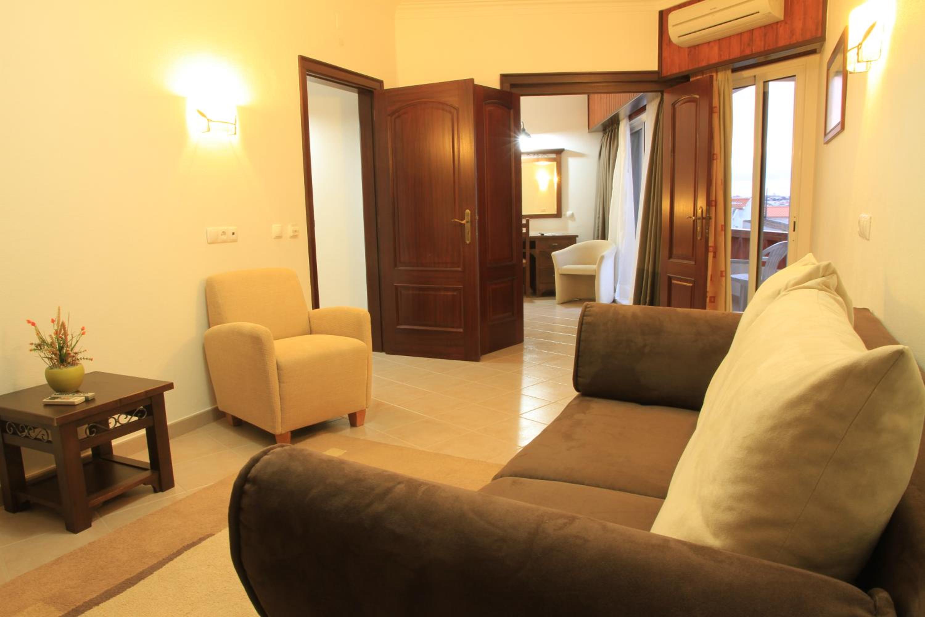 Deluxe Double or Twin Room - Photo 1