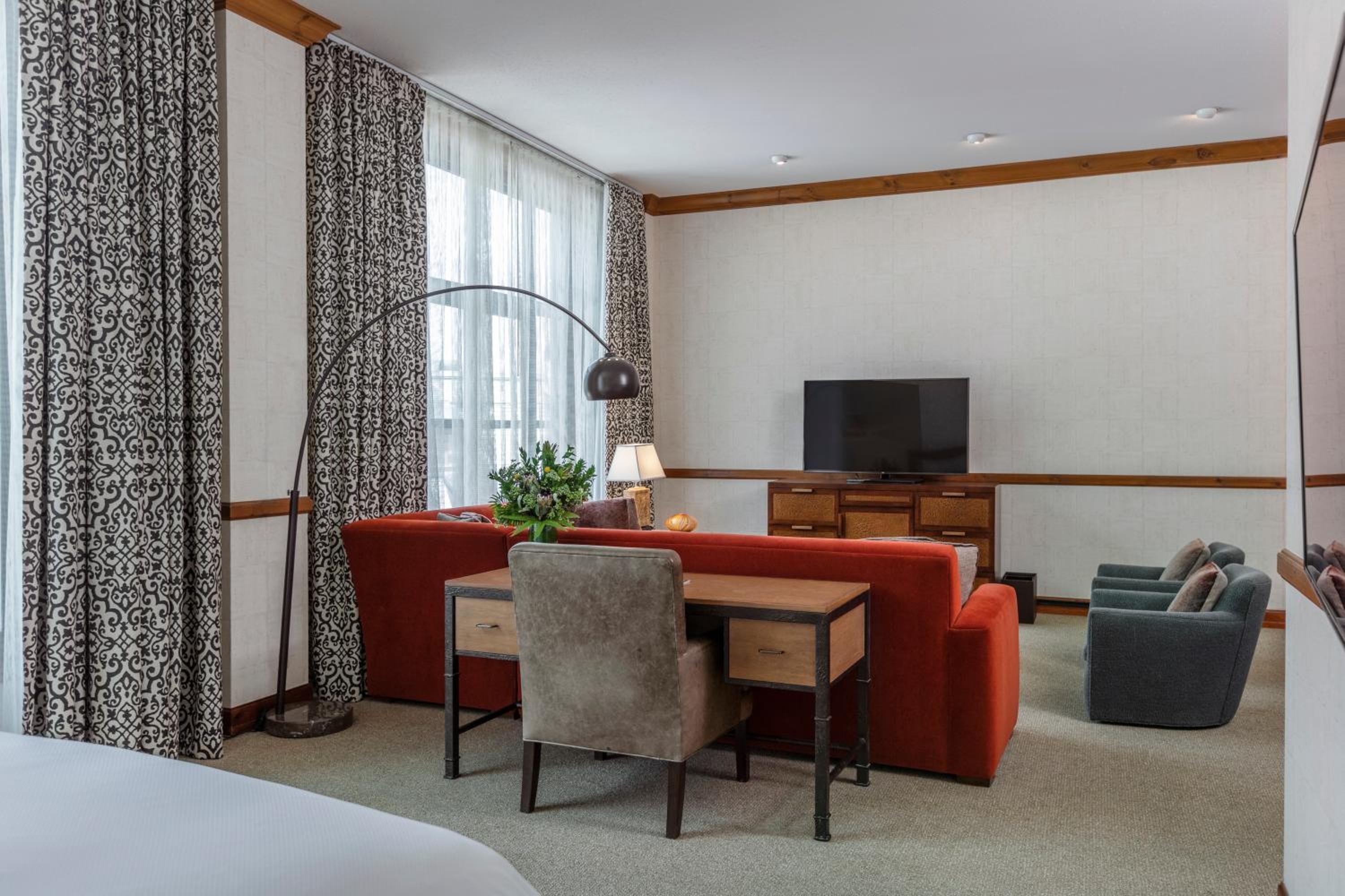 Mount Lincoln Suite - Photo 2