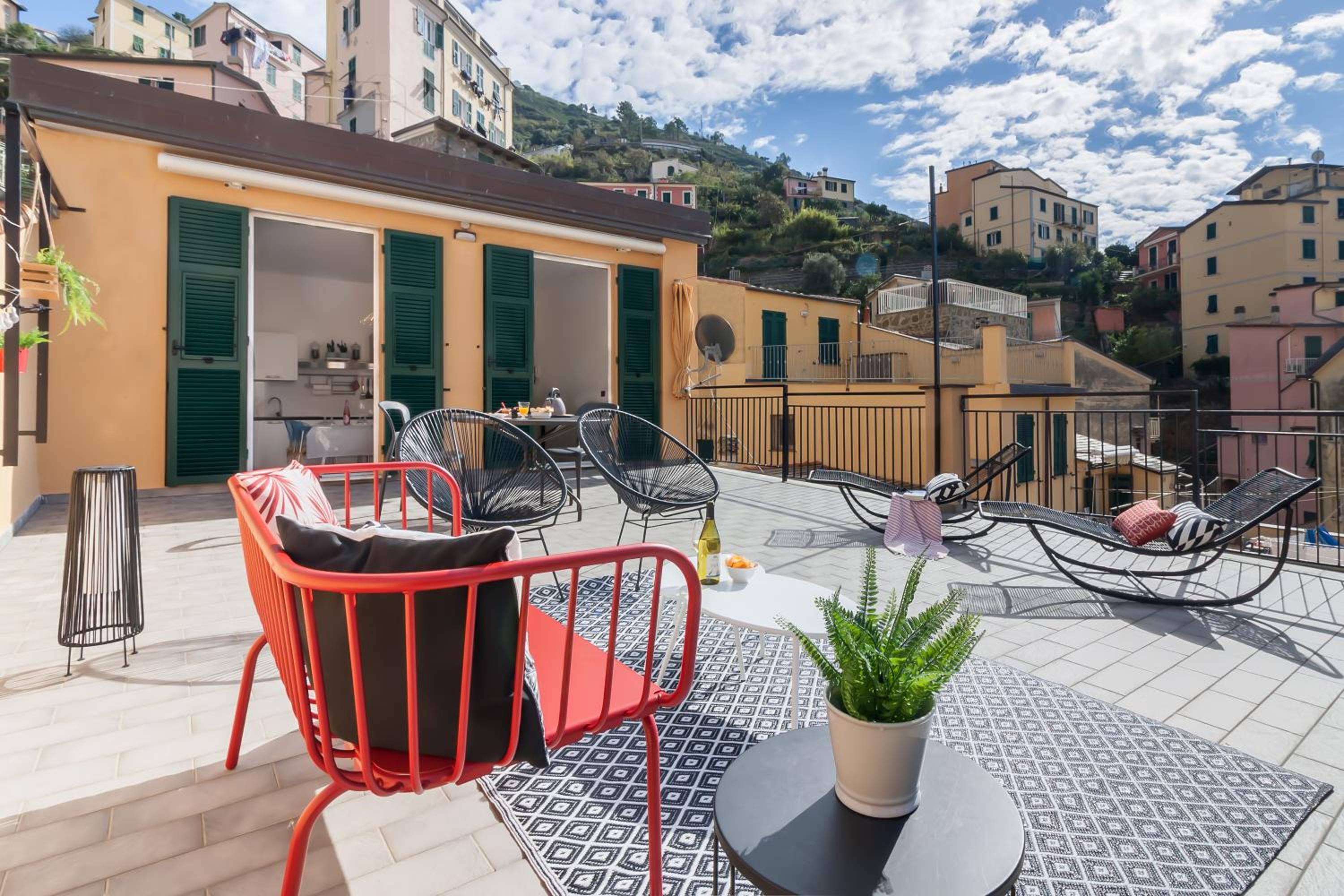Two-Bedroom Apartment with Terrace - Split Level - Photo 41