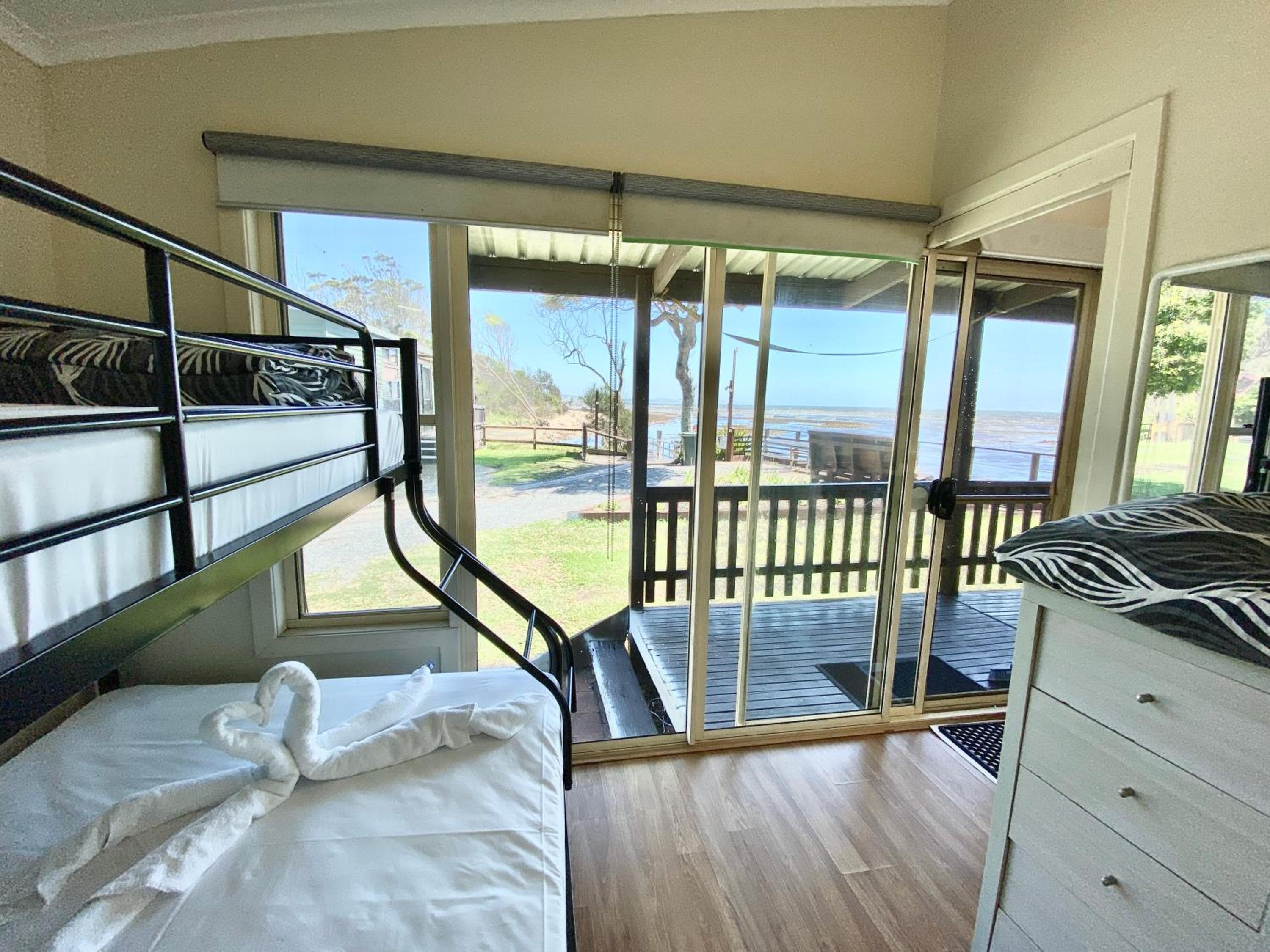 Beachfront Villa photo 3