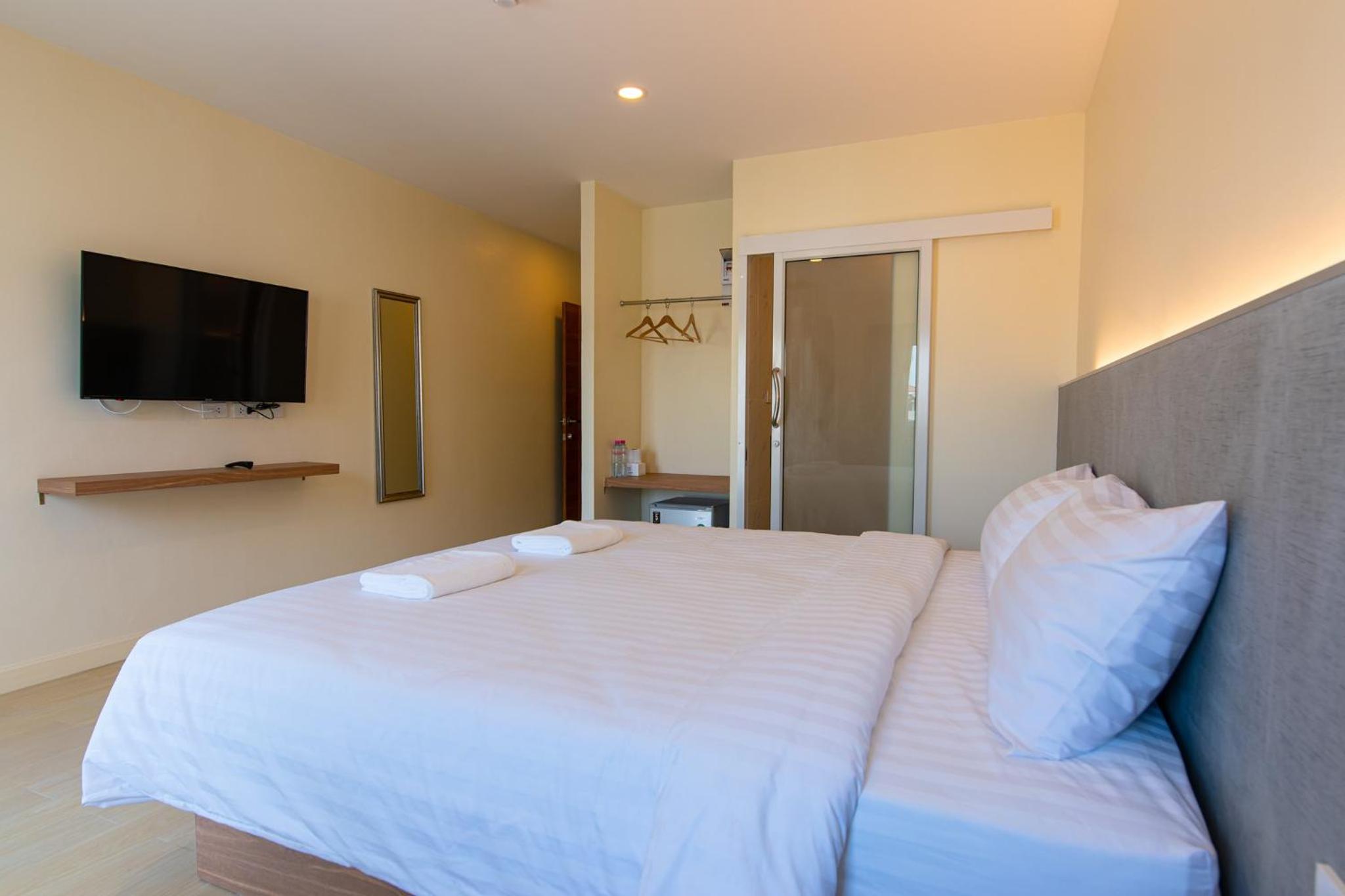 Standard Double Room - Photo 4